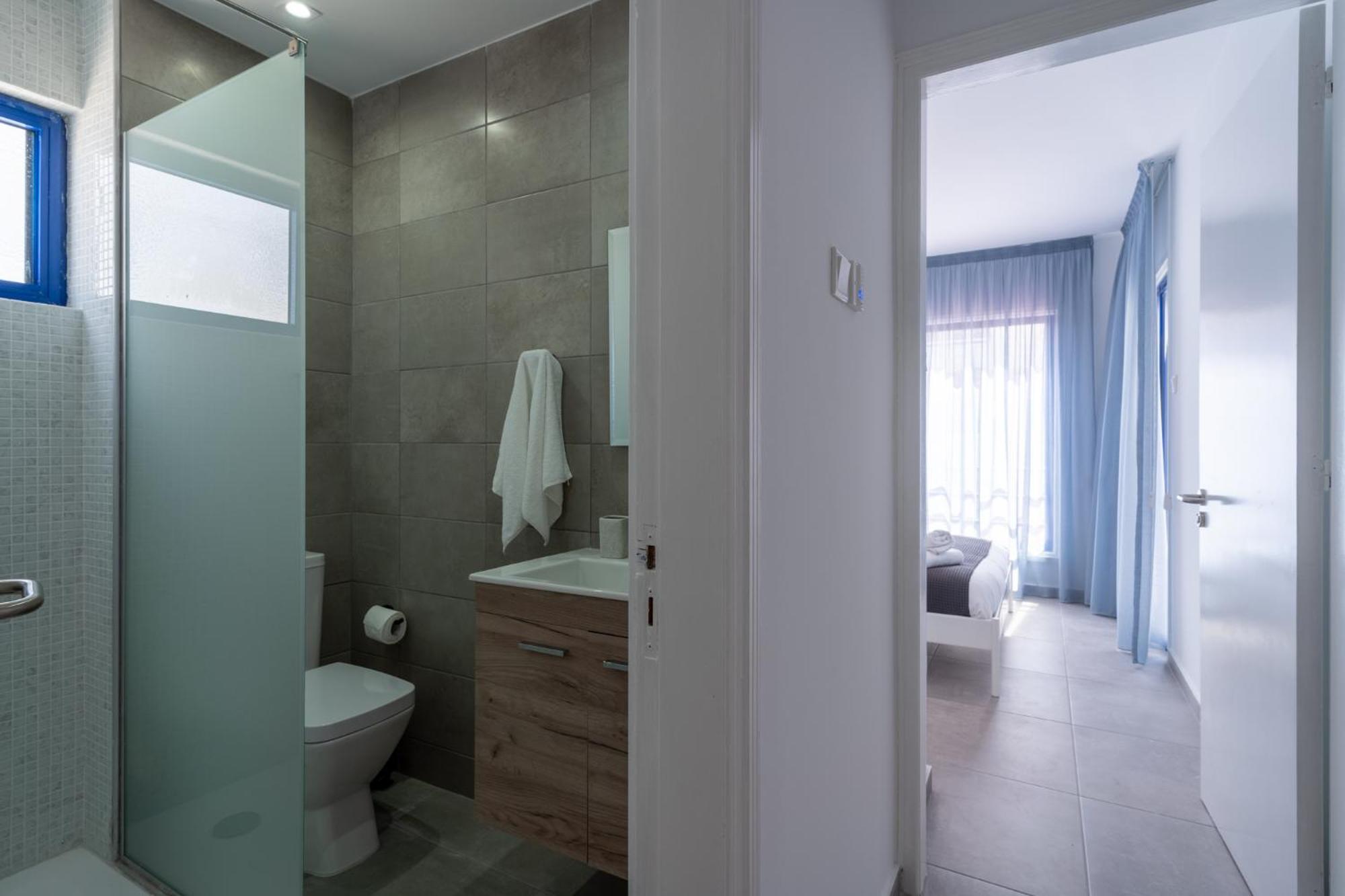 Odyssey - Captivating 2-Bedroom Retreat in Larnaca