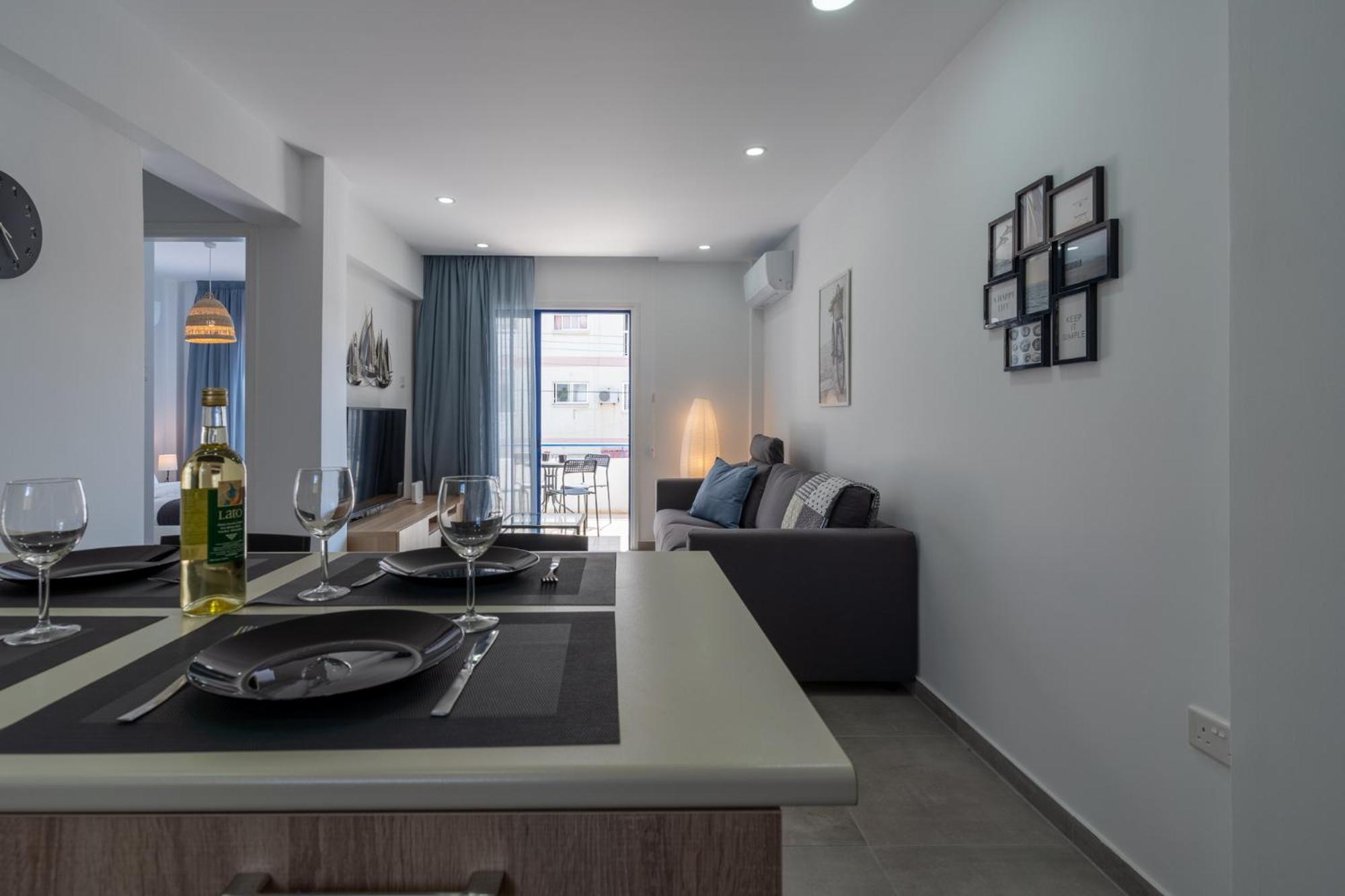 Odyssey - Captivating 2-Bedroom Retreat in Larnaca