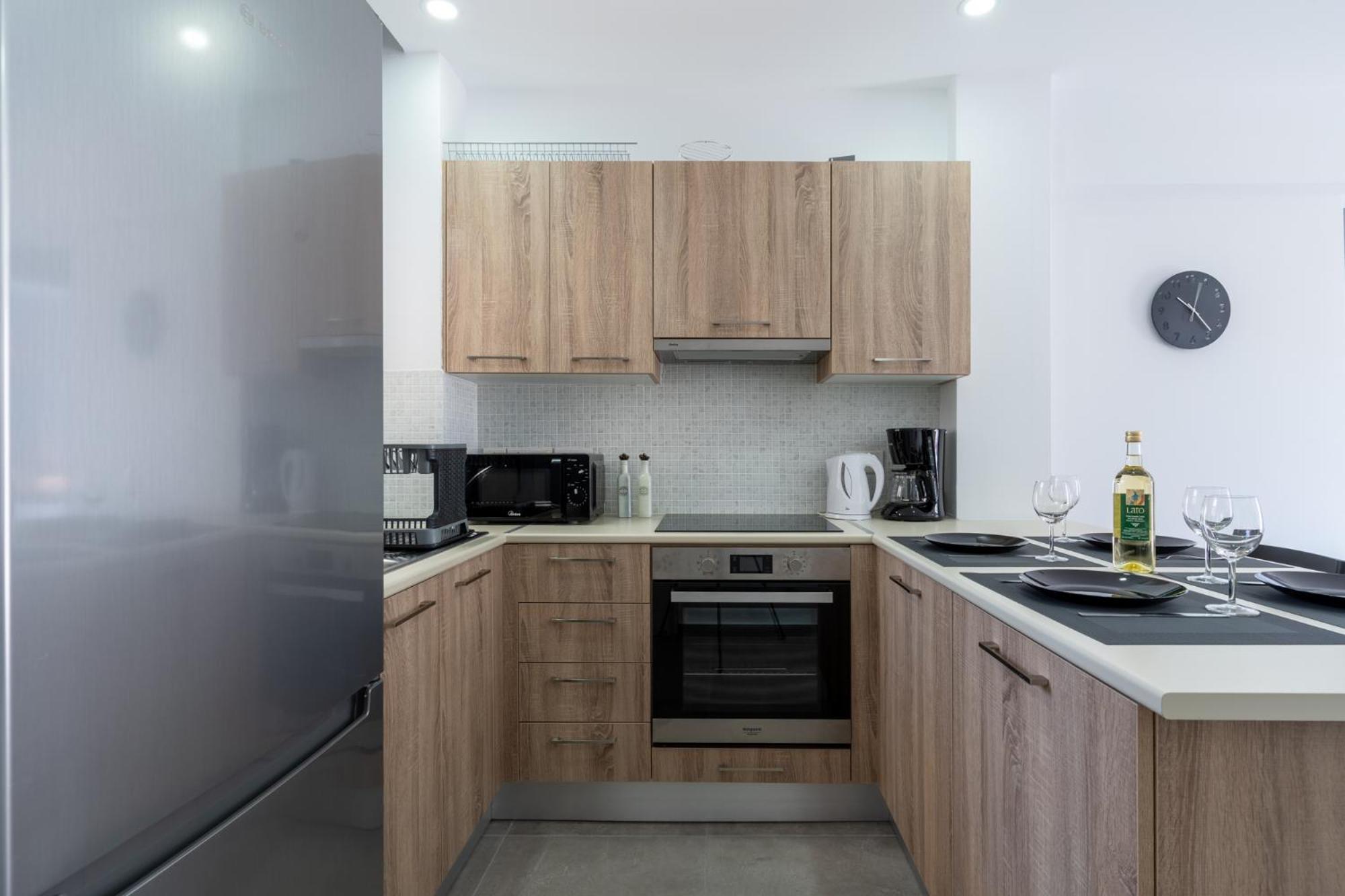 Odyssey - Captivating 2-Bedroom Retreat in Larnaca
