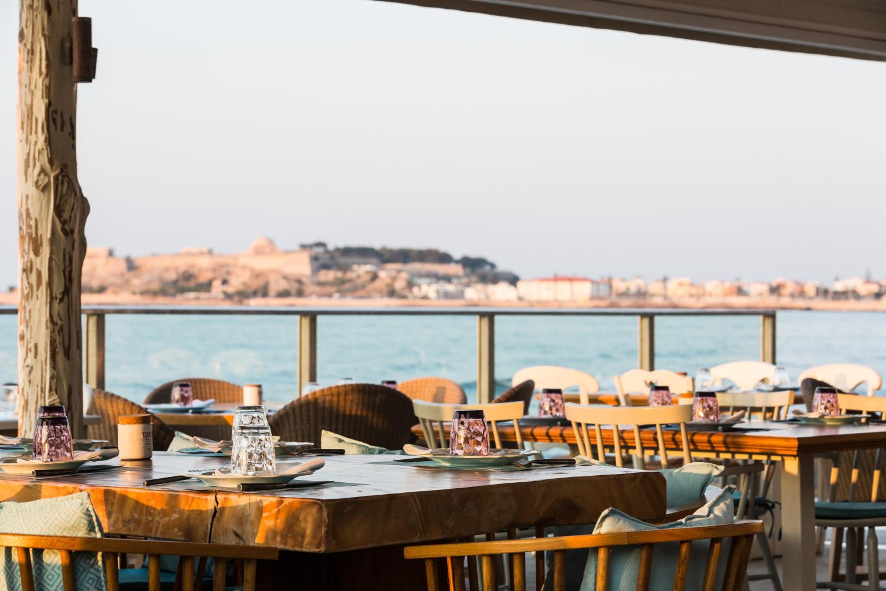 Thalassa Apartments