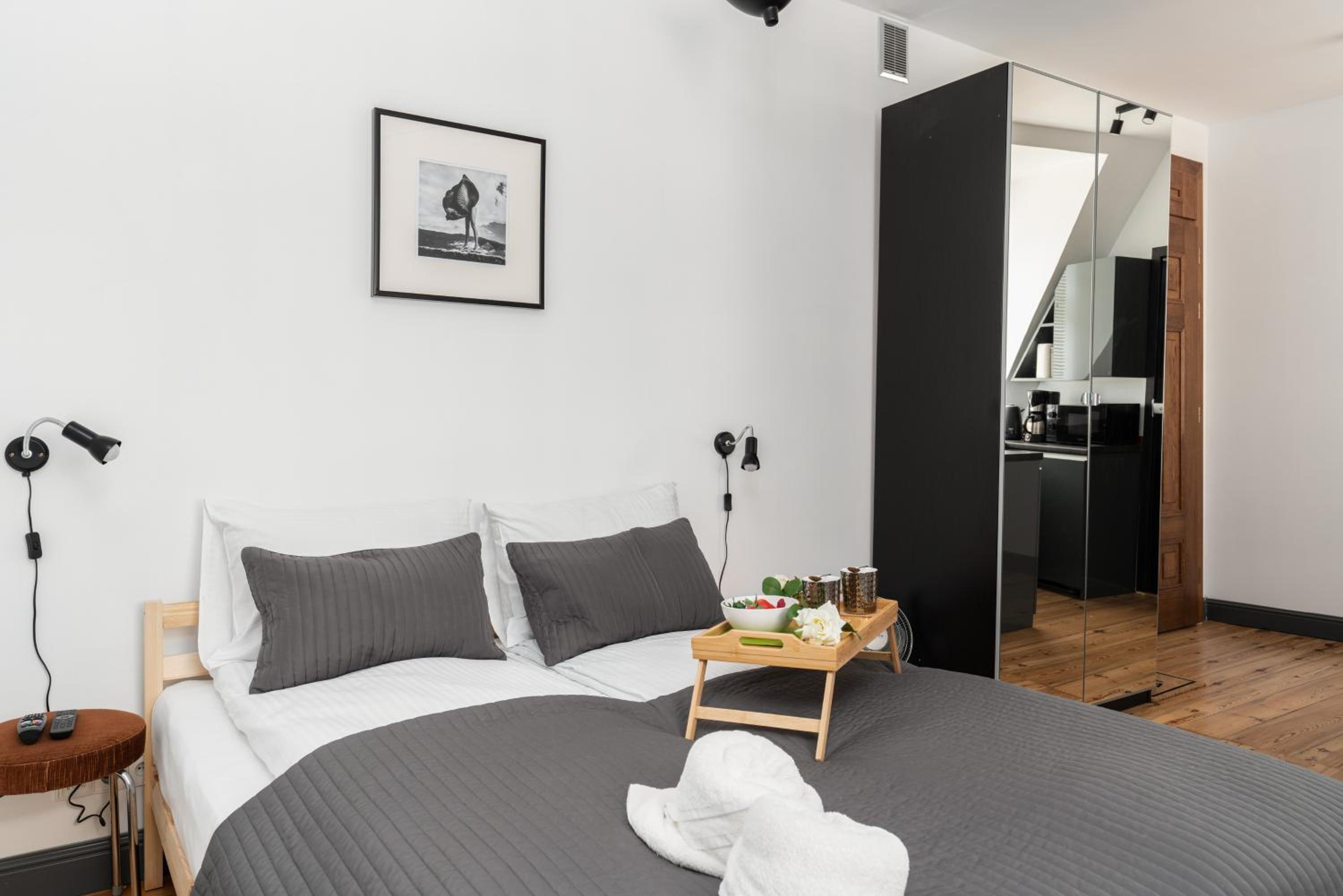 Apartments Poznań Strzałowa by Renters view 3