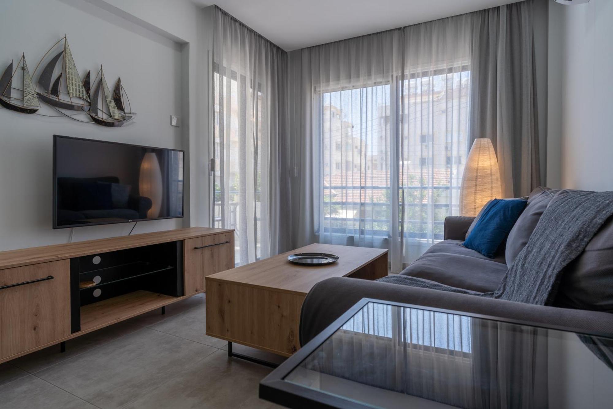 A Blissful 1-Bedroom Voyage in Larnaca