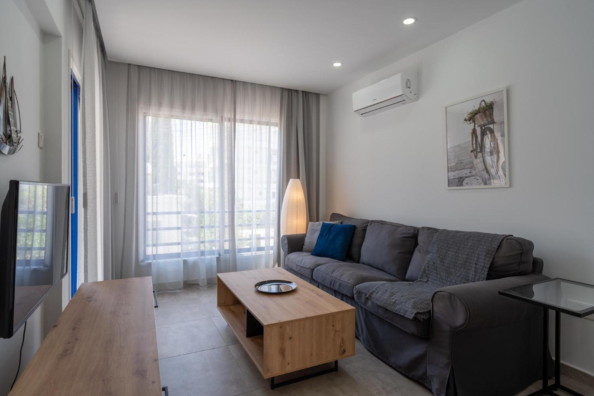 A Blissful 1-Bedroom Voyage in Larnaca