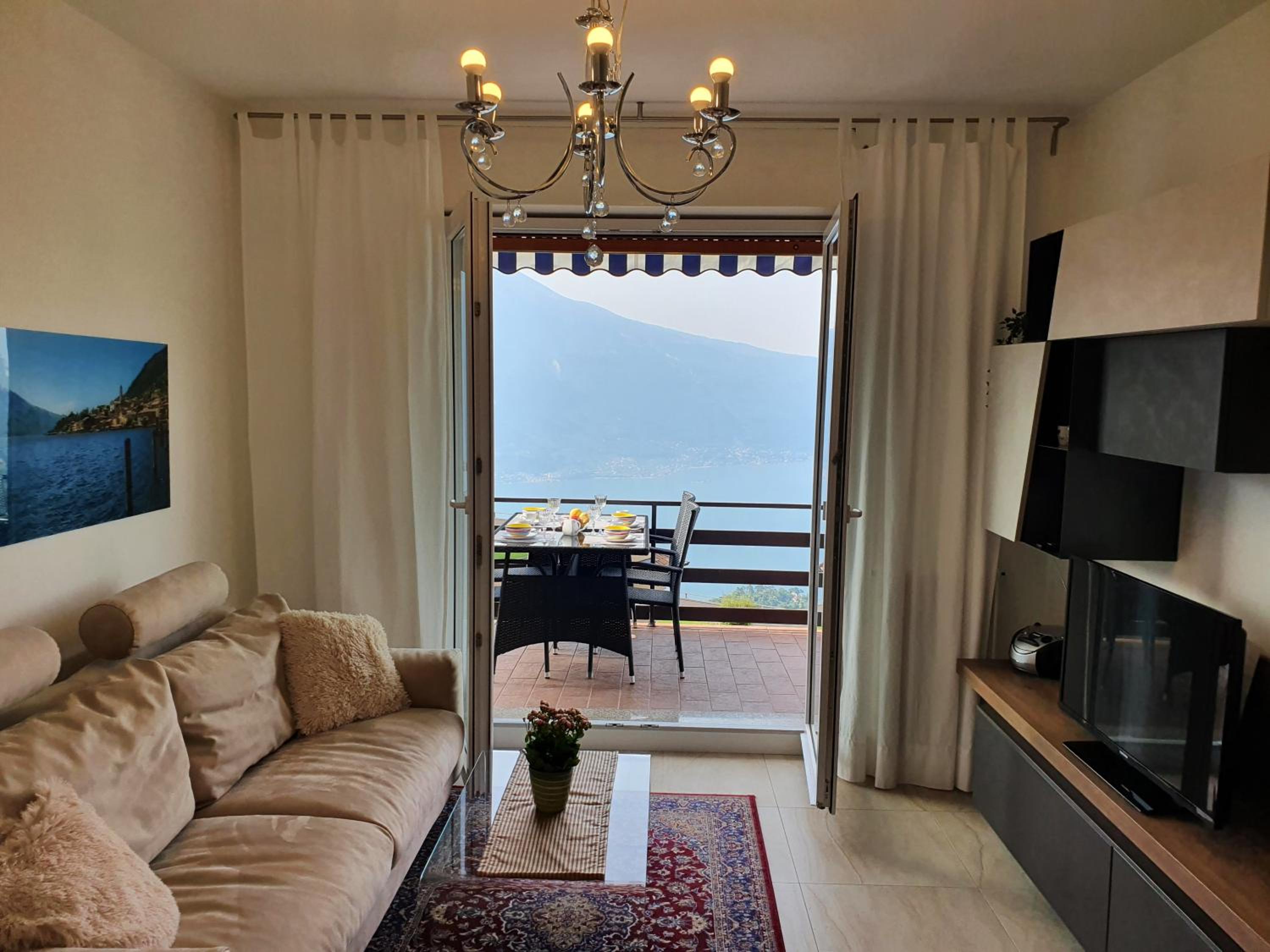 Casa Irene le Balze appartamento vista lago view 4