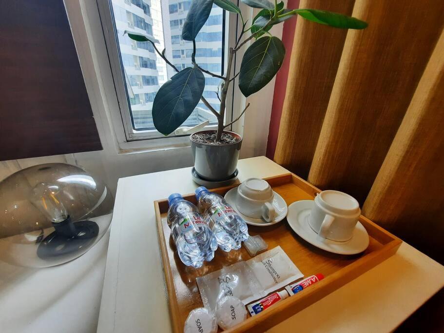 L1 Twin Bed Staycation in Bonifacio Global City 3 view 5