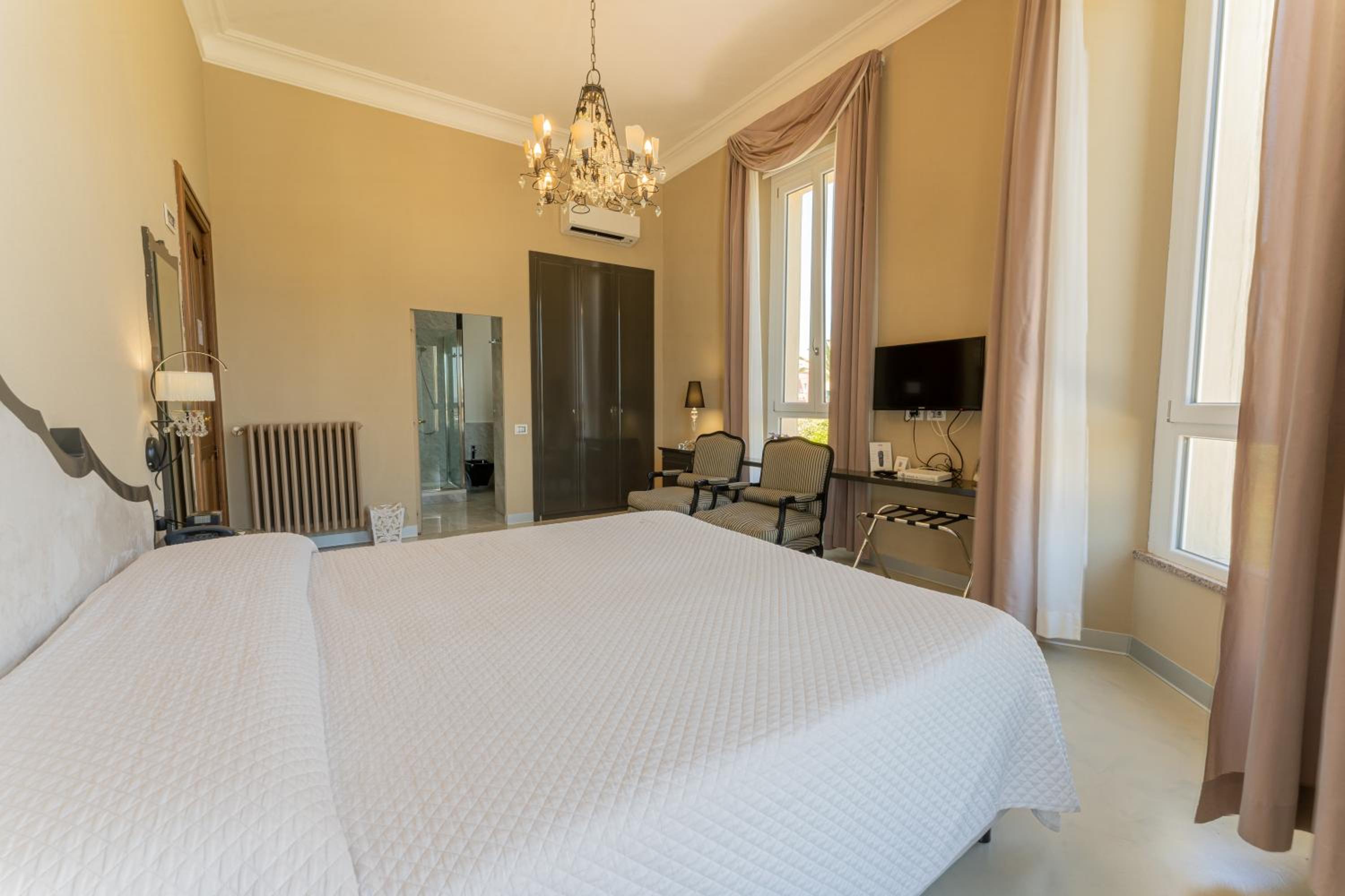 Villa Mosca 28
