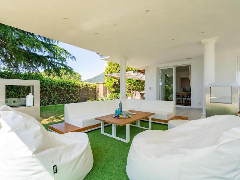Luxury Villa Buena Vista Pool and Garden