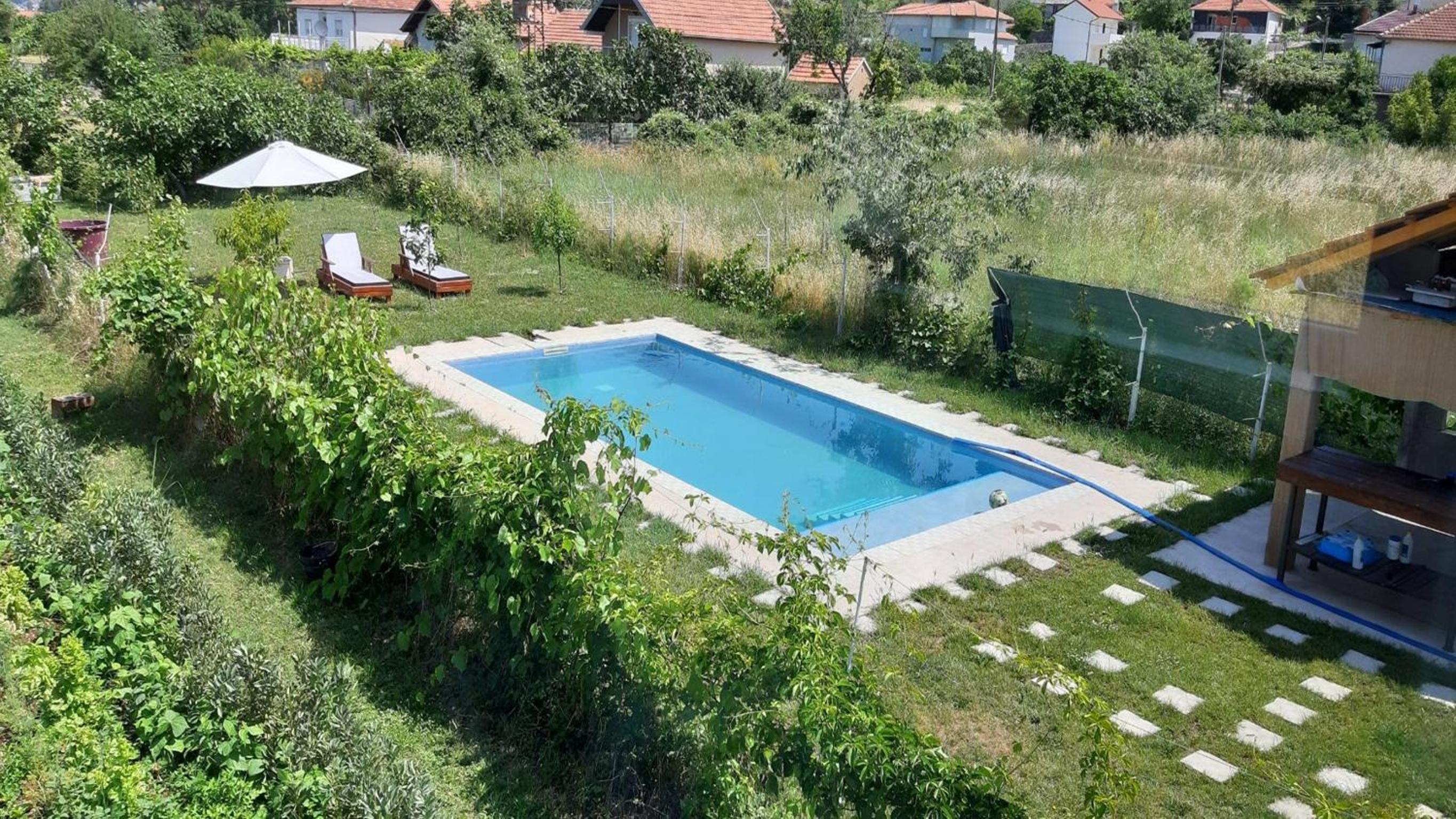 HACIENDA Merona with Swimming Pool