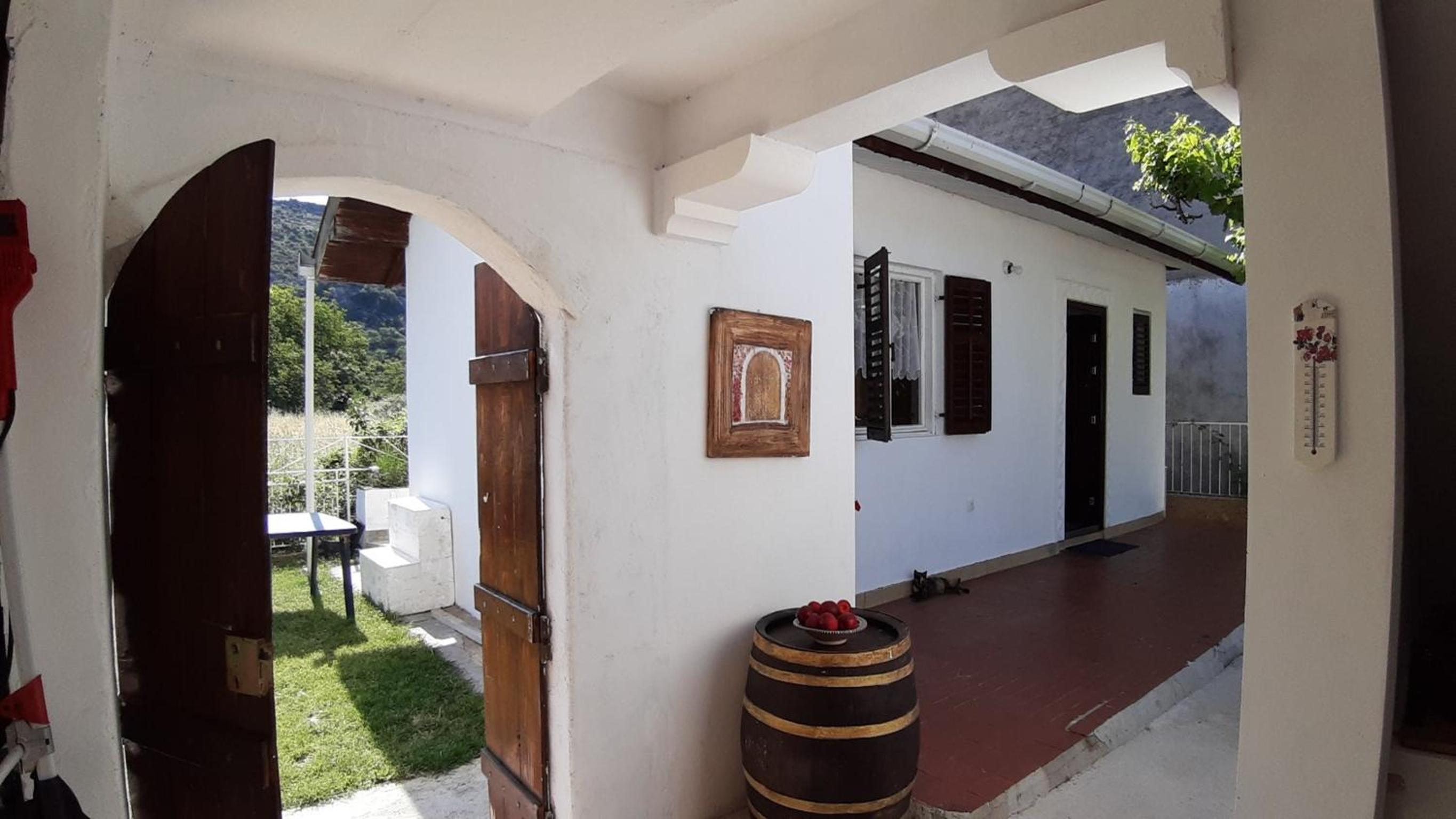HACIENDA Merona with Swimming Pool
