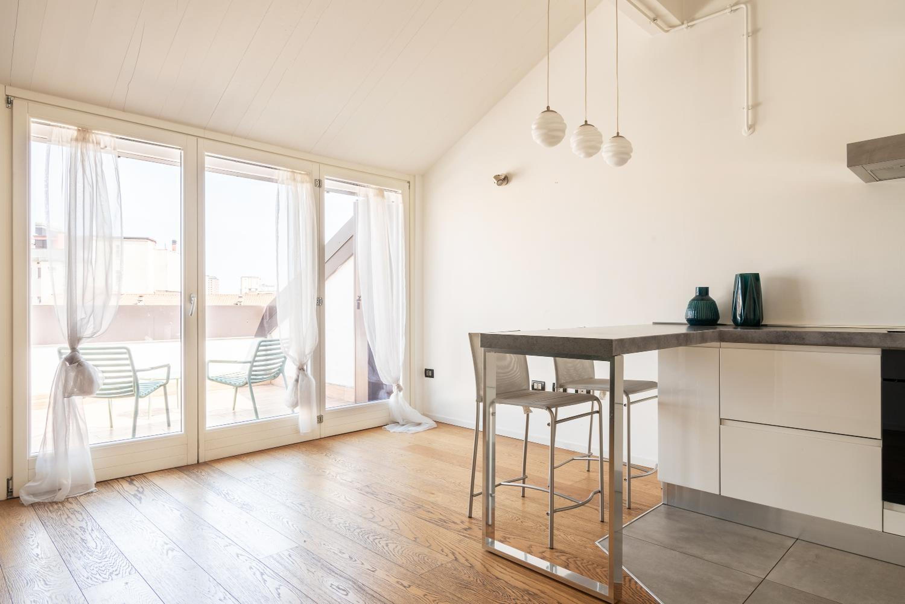 easyhomes - Brera Luxury Suites