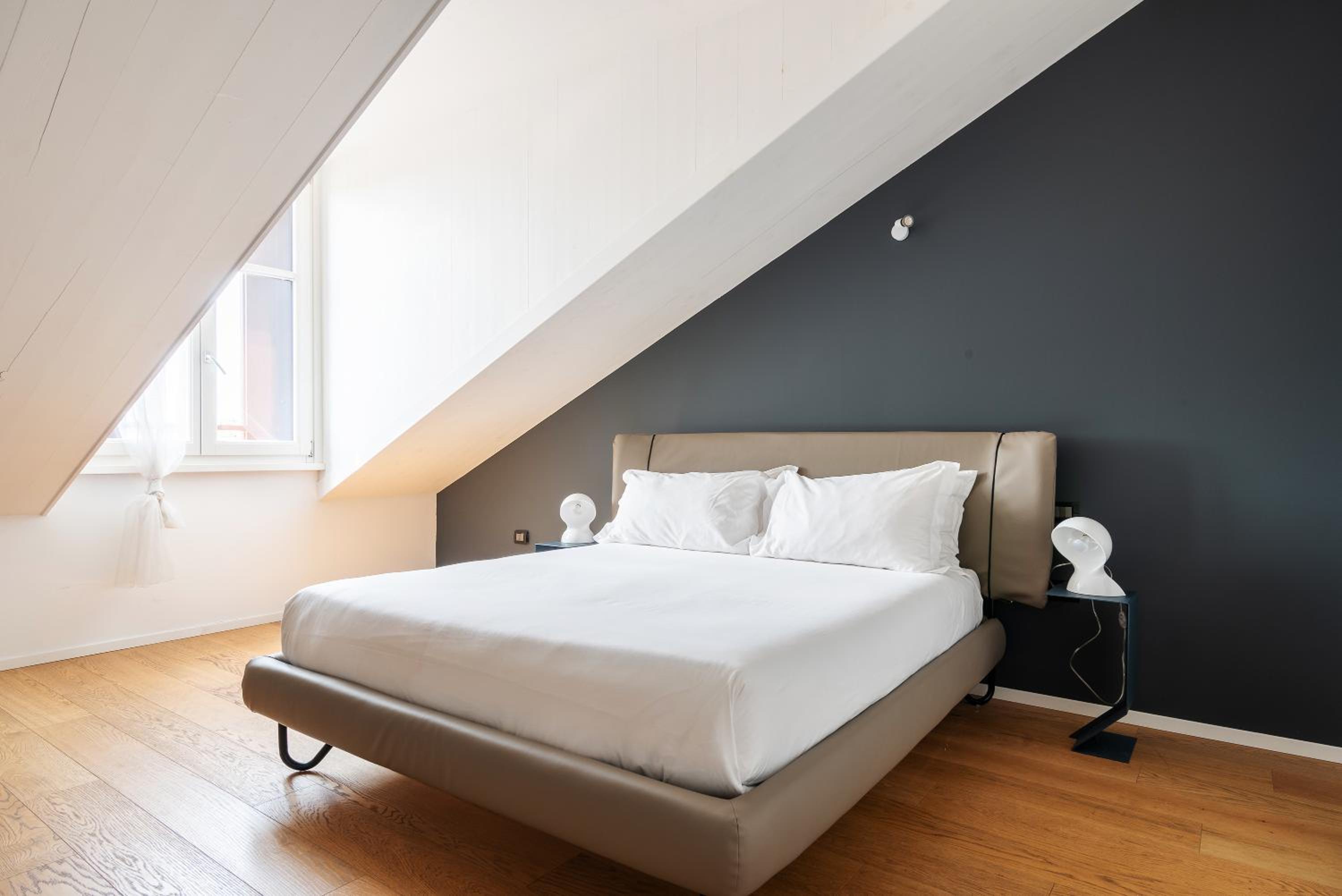 easyhomes - Brera Luxury Suites