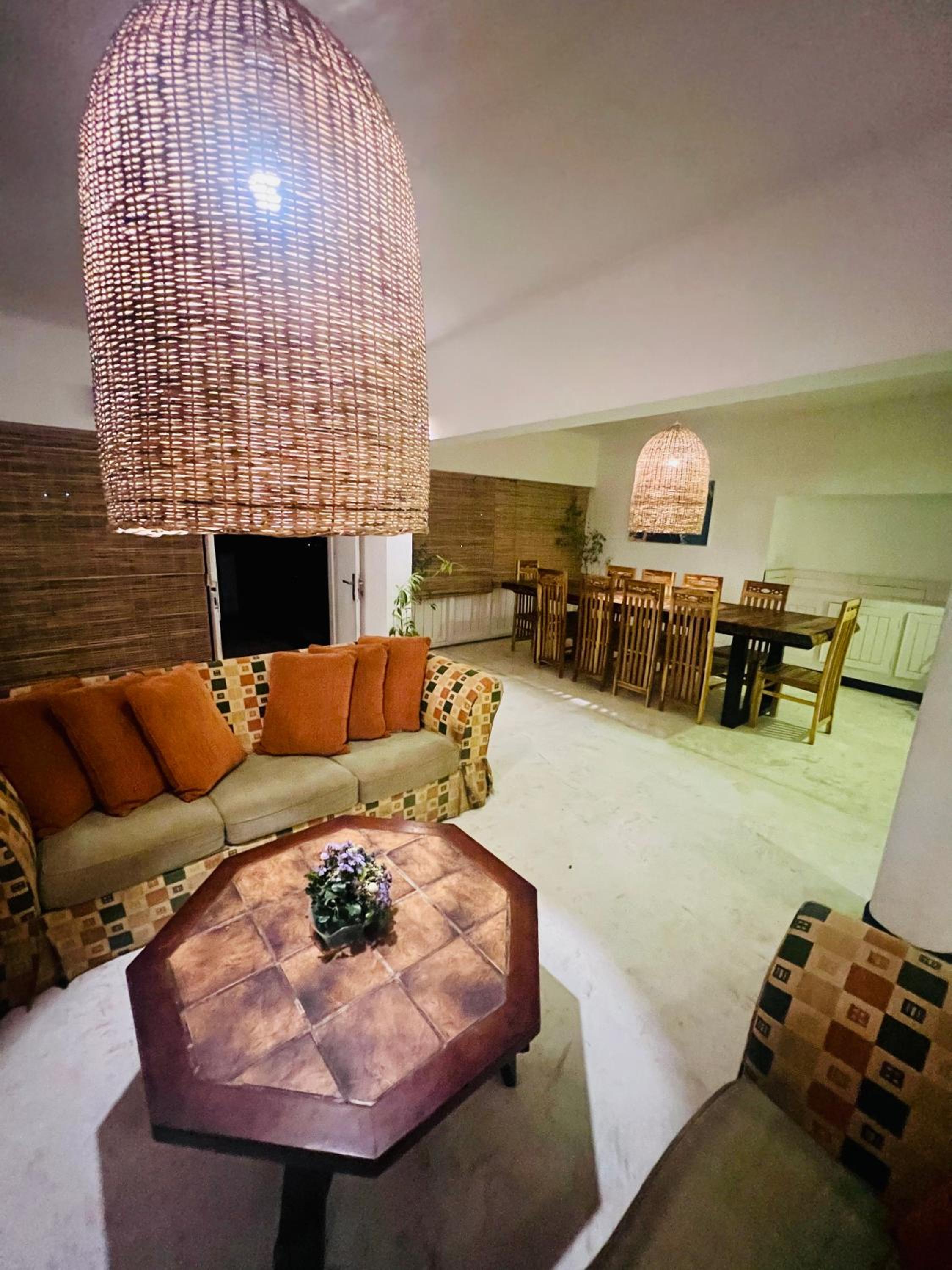 LOUIS LAKE VILLA view 3