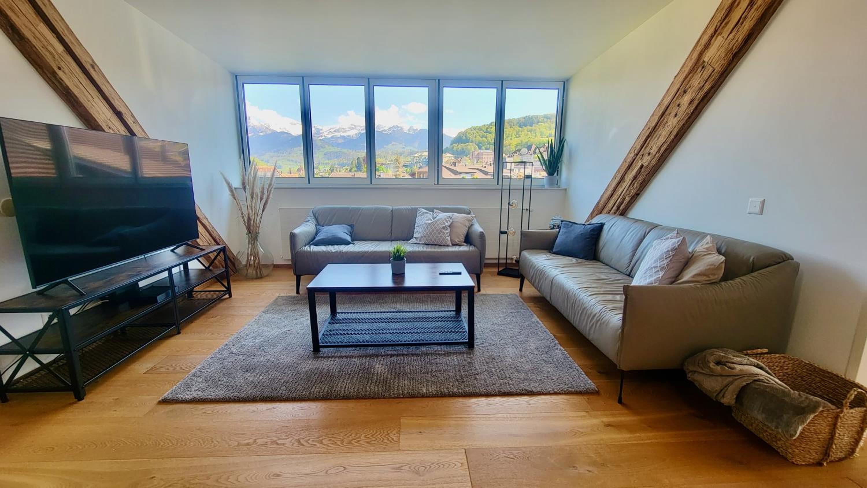 Niesen Loft