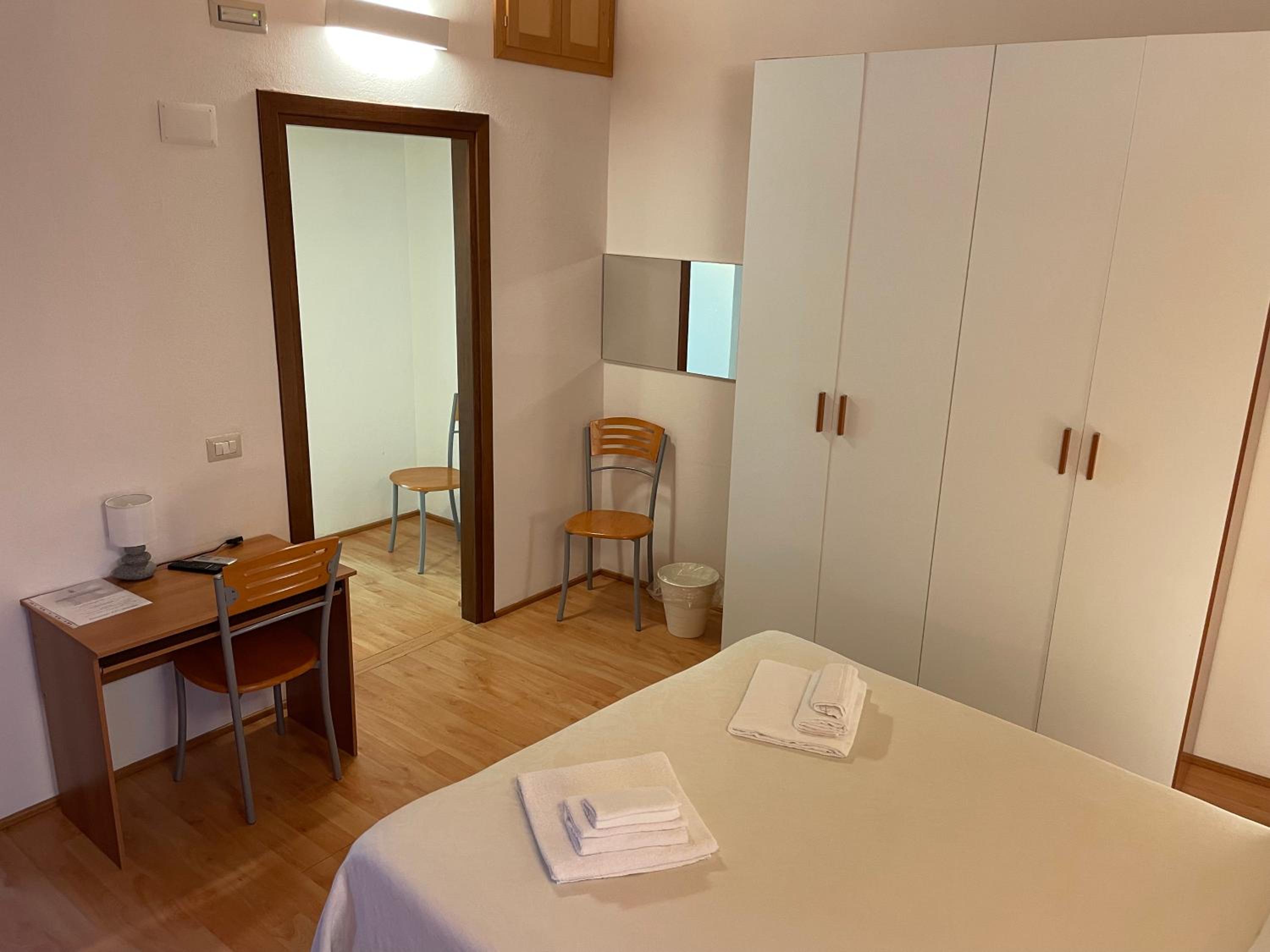 Domo Is Solus - Affittacamere - Living Sant'Antioco