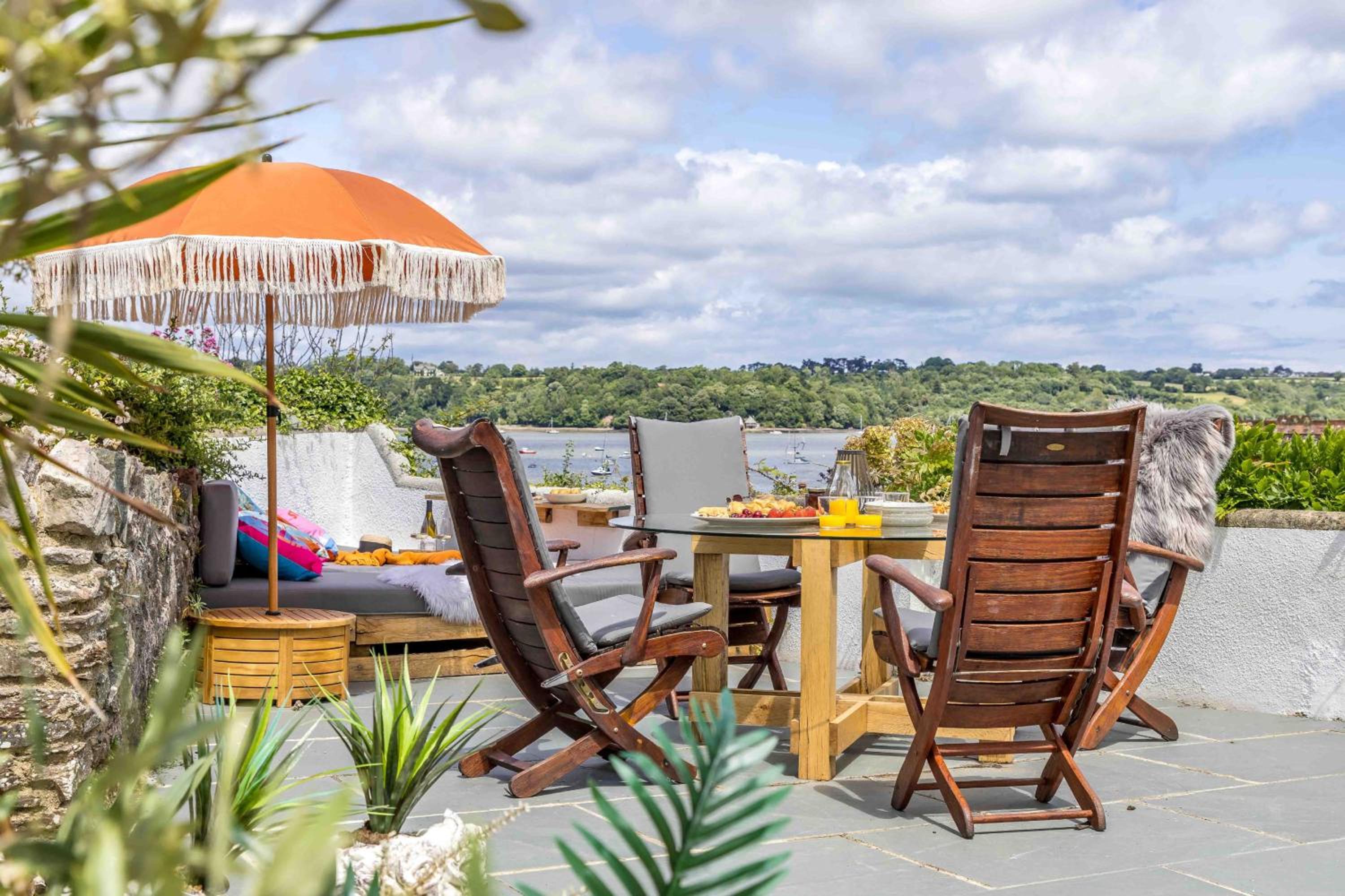 Crooks Cottage - Charming, characterful, glorious views from the garden view 3