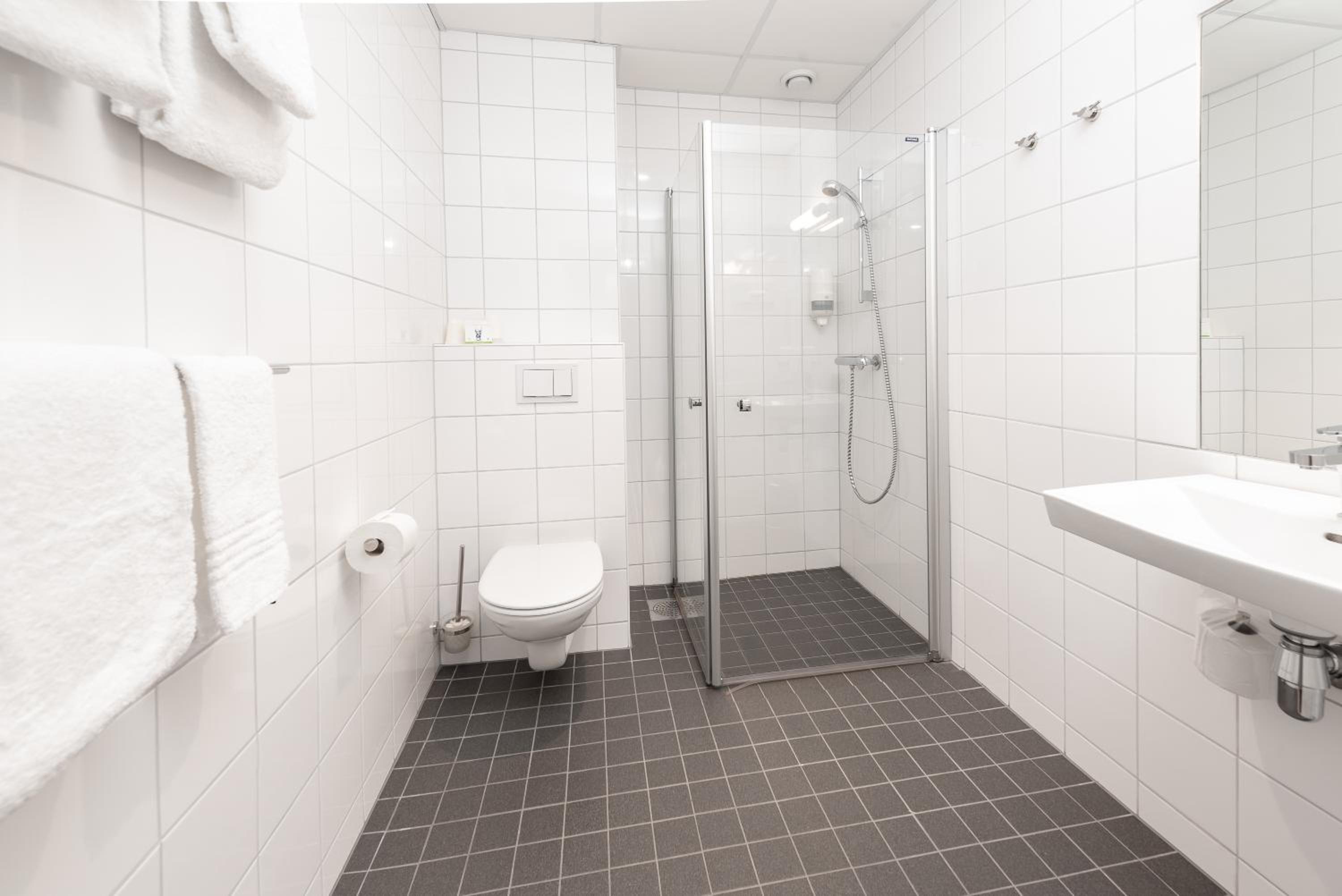 Sandnes Vacations - Hotel Sverre - Property Image 3