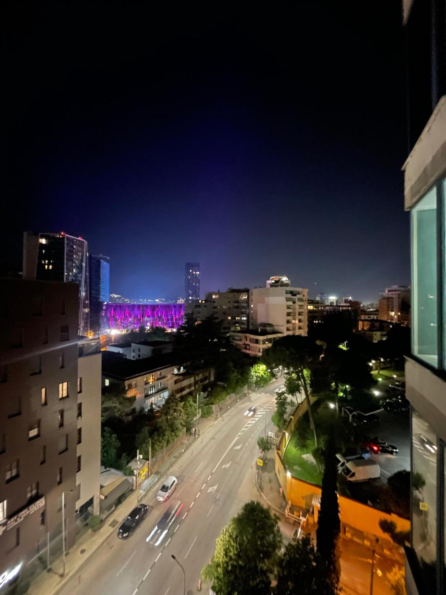 Urban Comfort Oasis