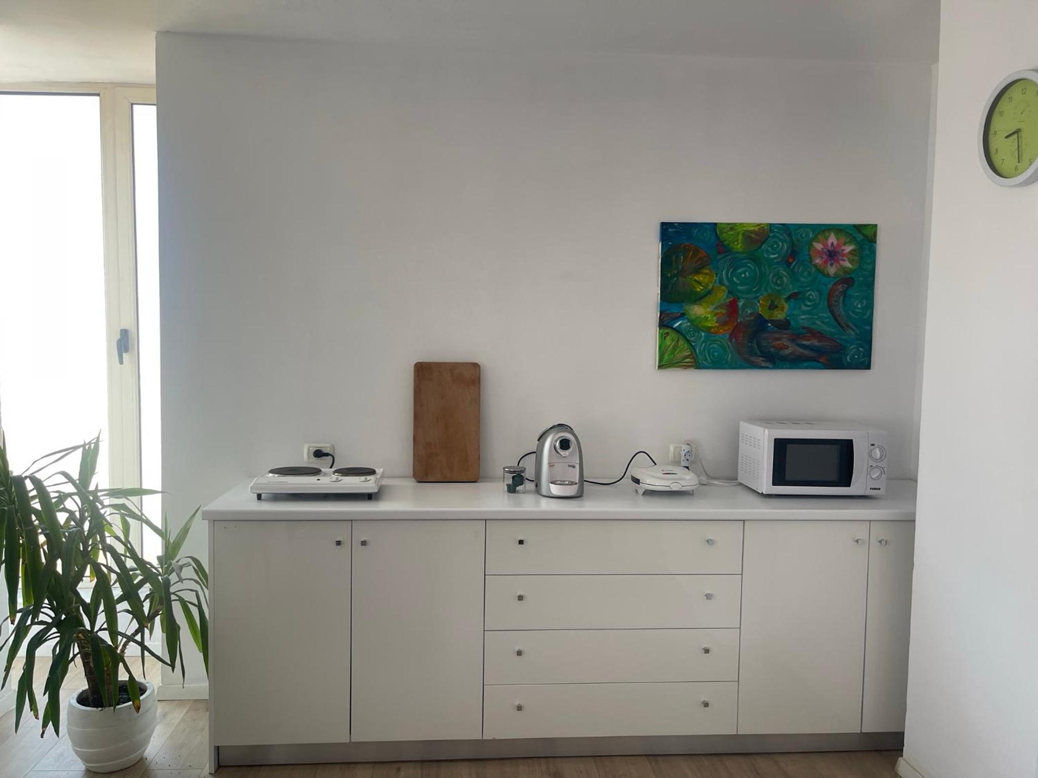 Urban Comfort Oasis