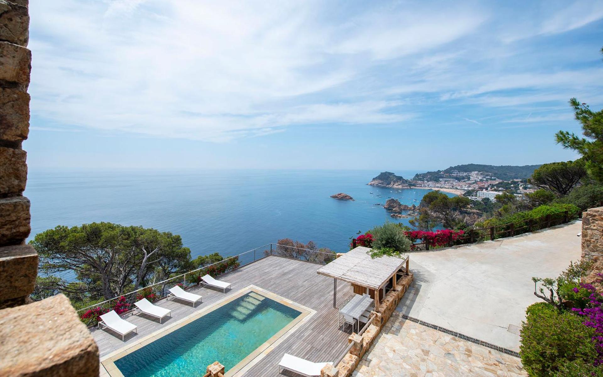 Luxury Villa Tossa de Mar – Frente al Mar