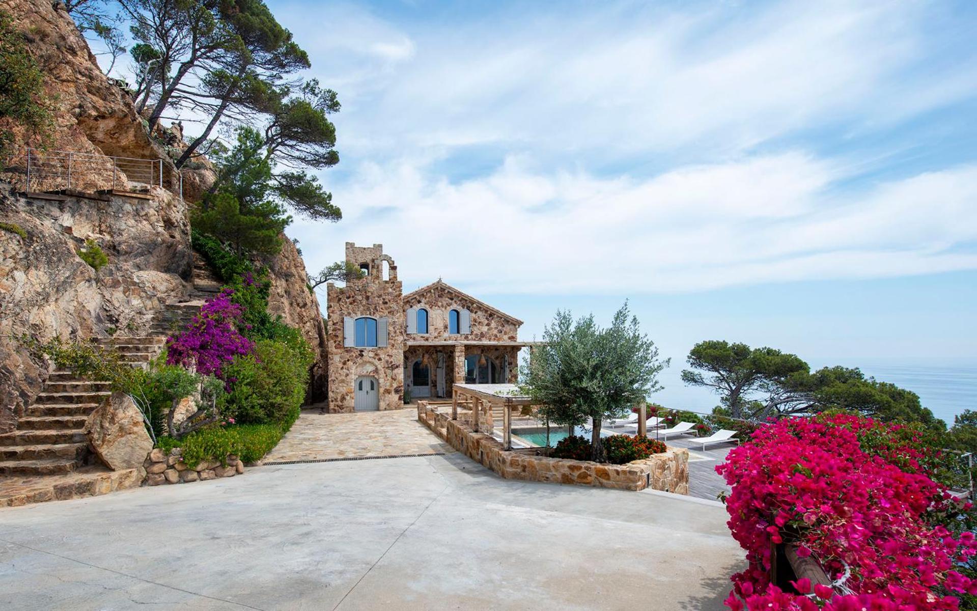 Luxury Villa Tossa de Mar – Frente al Mar