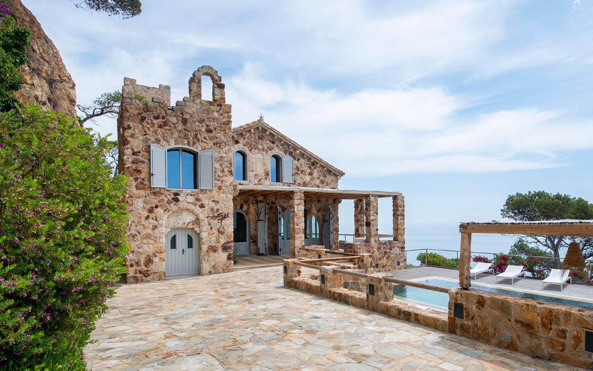 Luxury Villa Tossa de Mar – Frente al Mar
