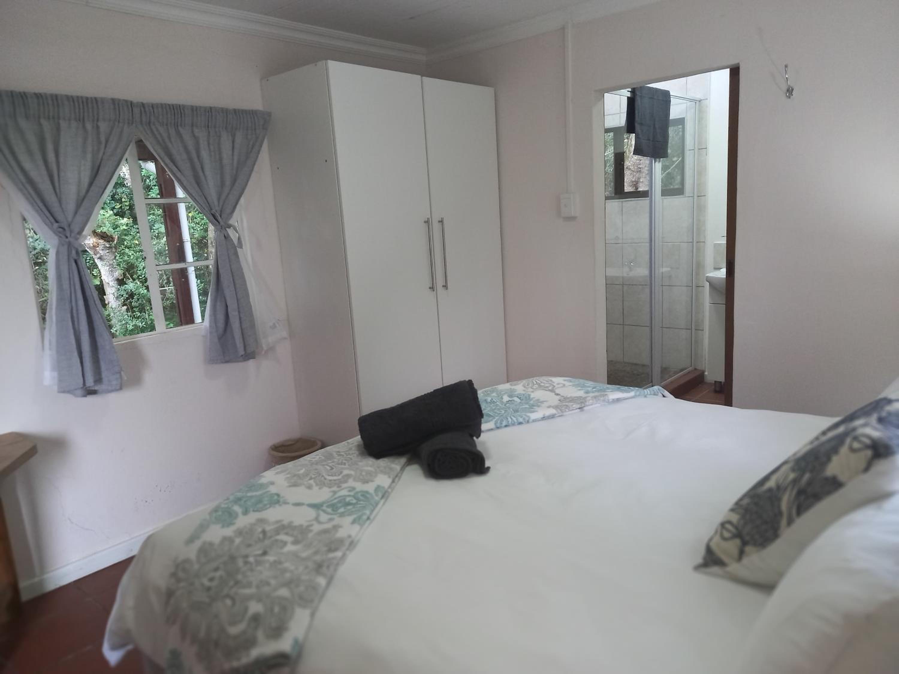 Natures Way Bush Pig Cottage view 4