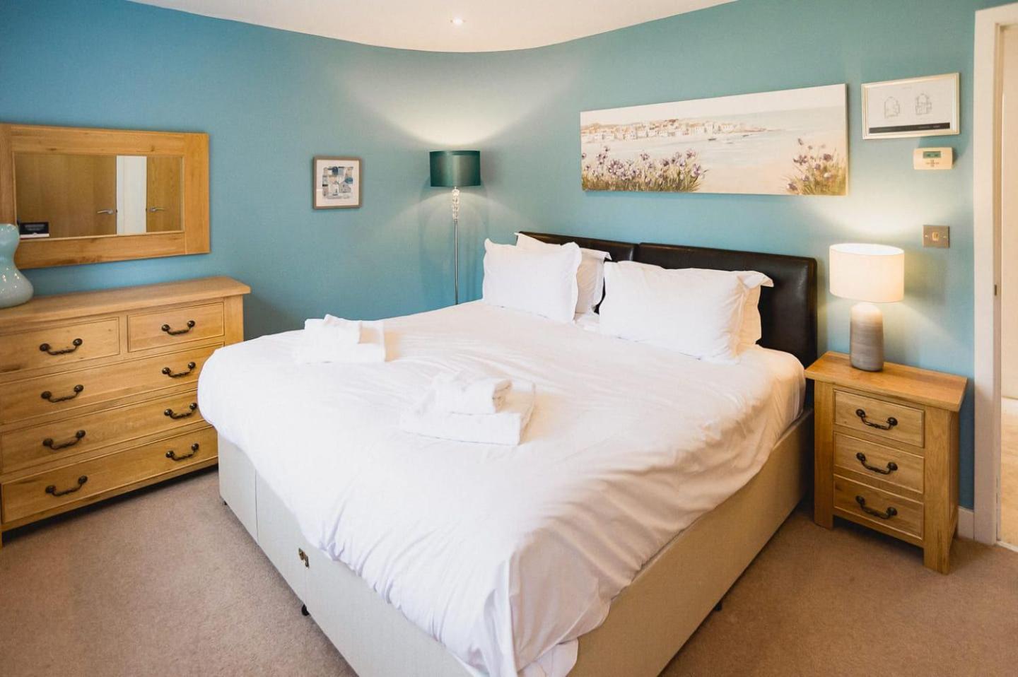 Trewhiddle Retreat V10 by Together Travel - Luxury 4-Bedroom Villa view 2