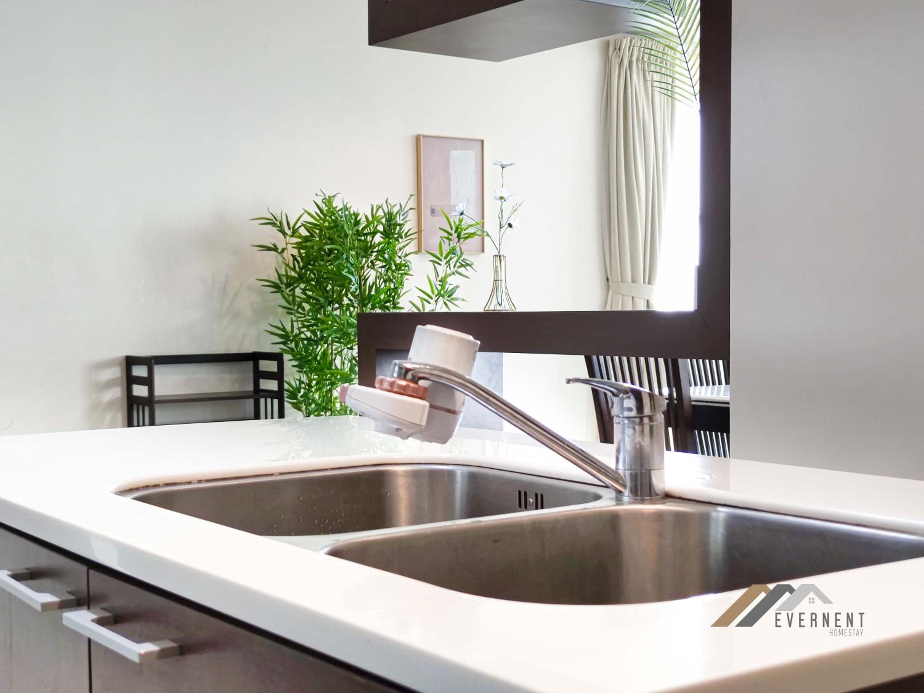 Evernent's Homestay @ The Wharf
