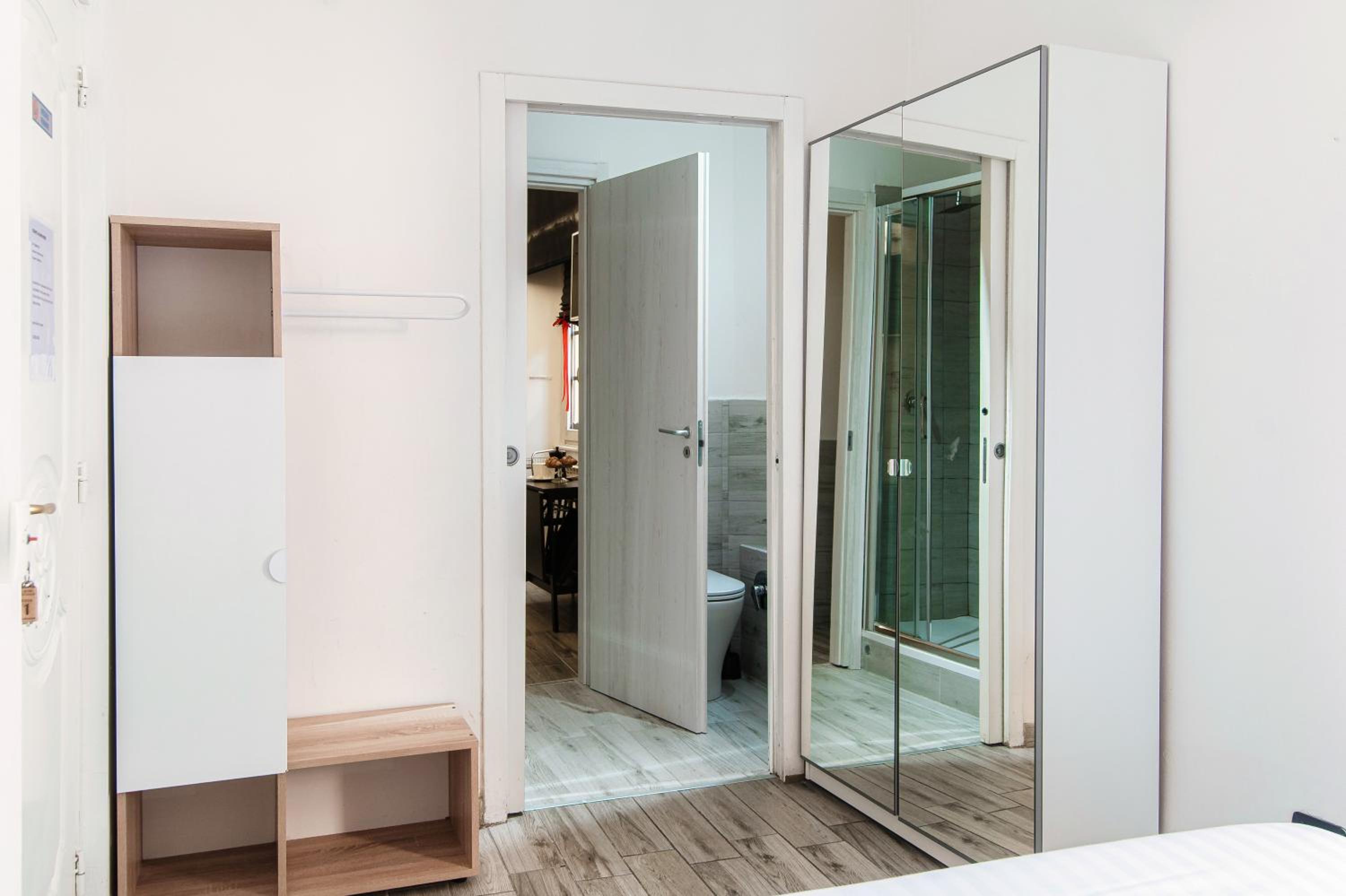 Photo 44