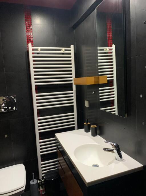 Varkiza Lux Apartment