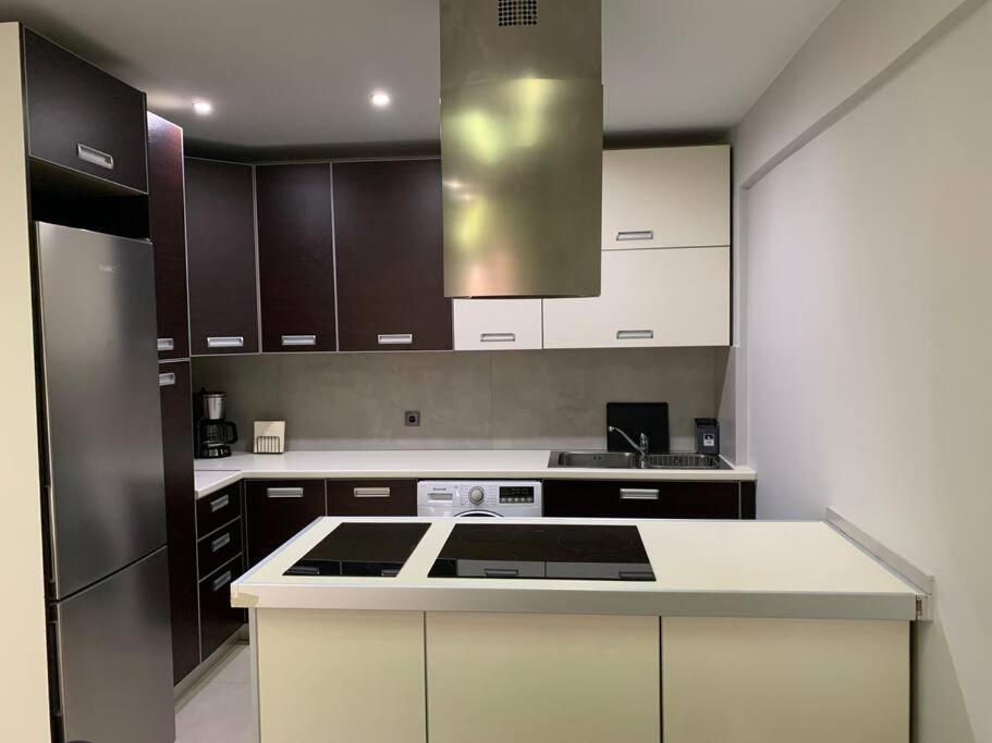 Varkiza Lux Apartment