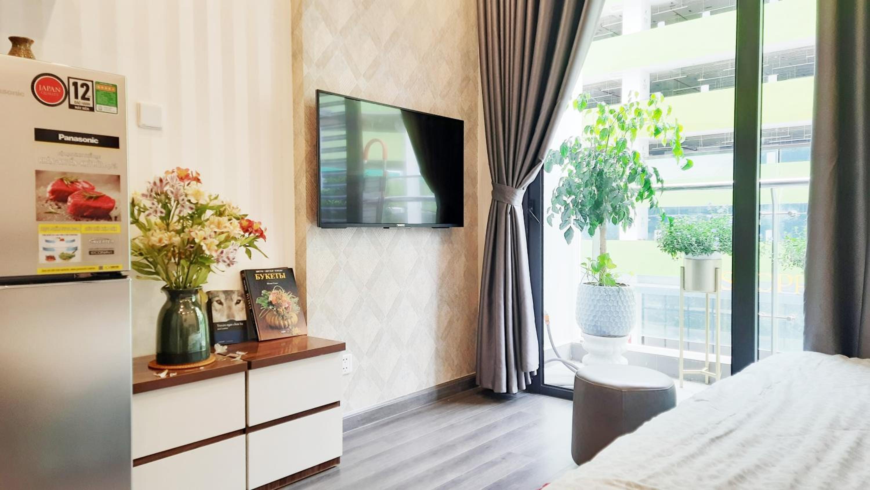 Tonkin Smart City Homestay