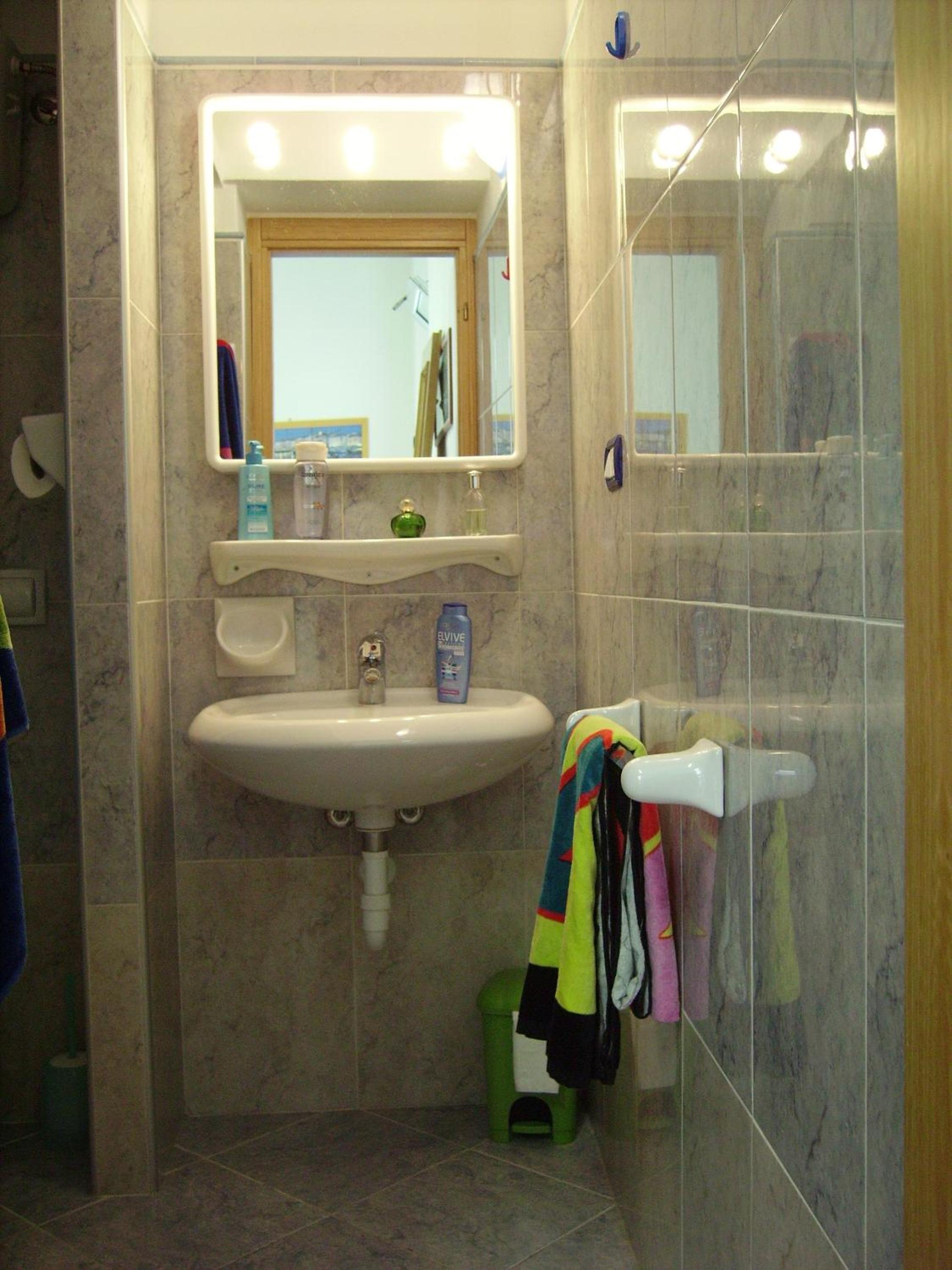 Photo 32