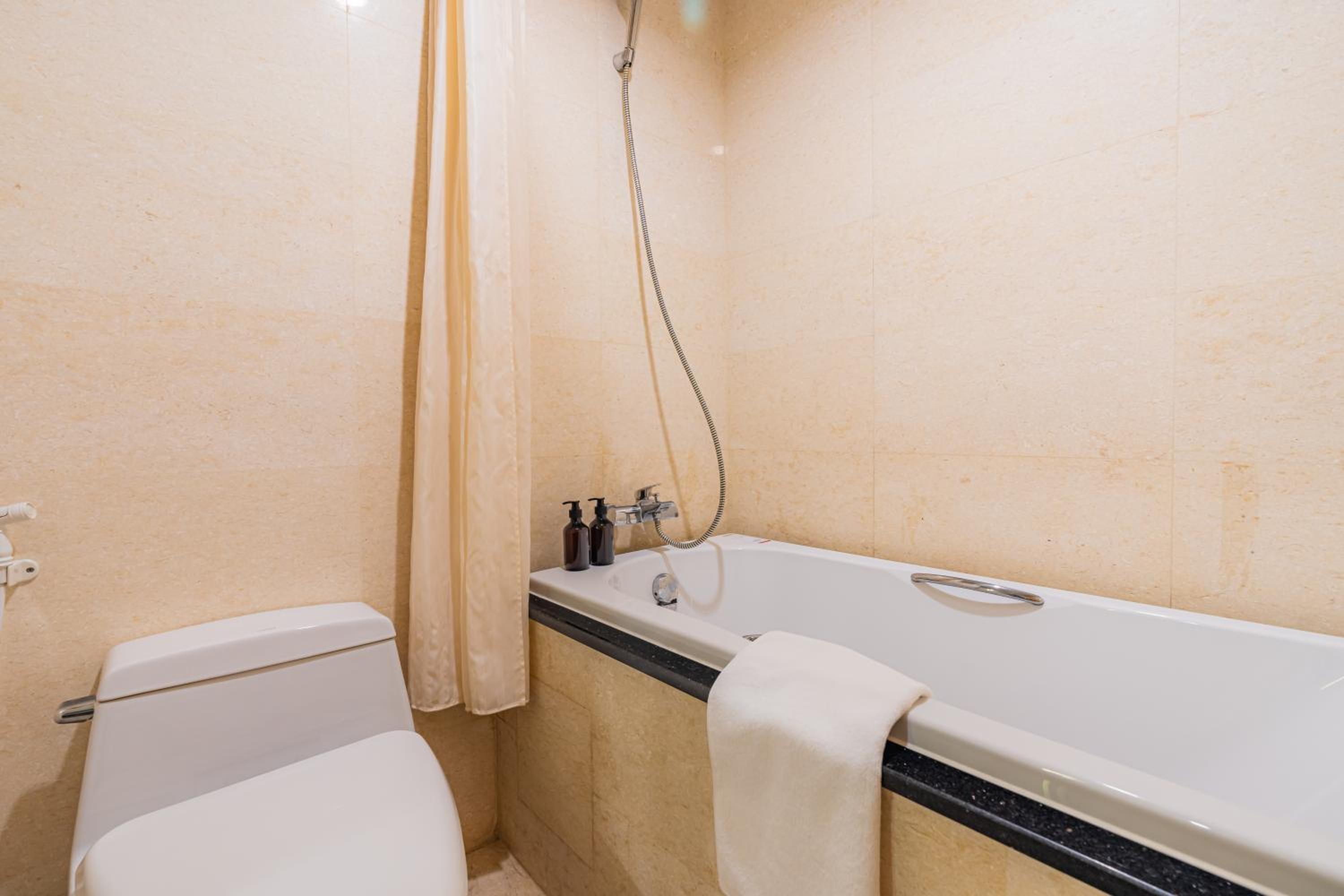 Sai Gon Pavillon Bà Huyện Thanh Quan Quận 3