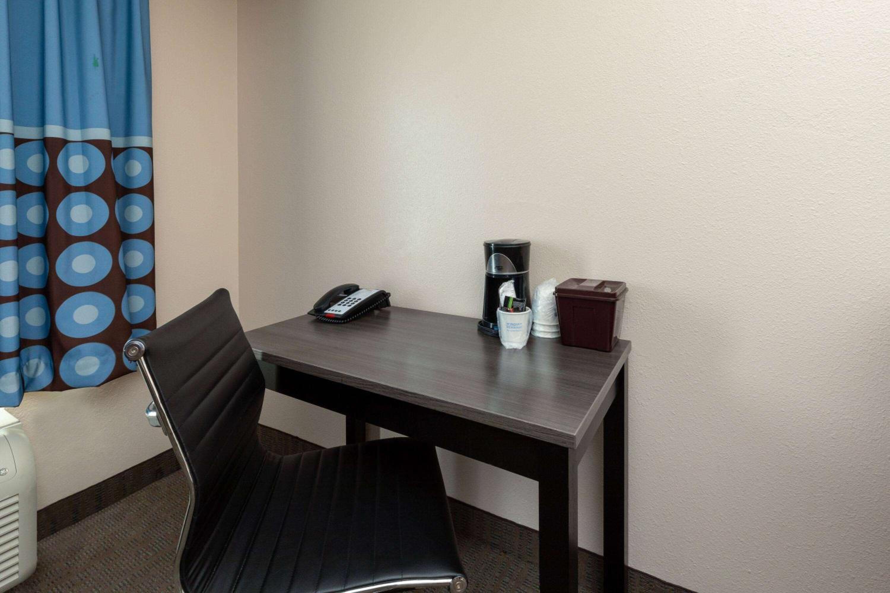 Super 8 by Wyndham Garland Rowlett East Dallas Area - Property Image 6
