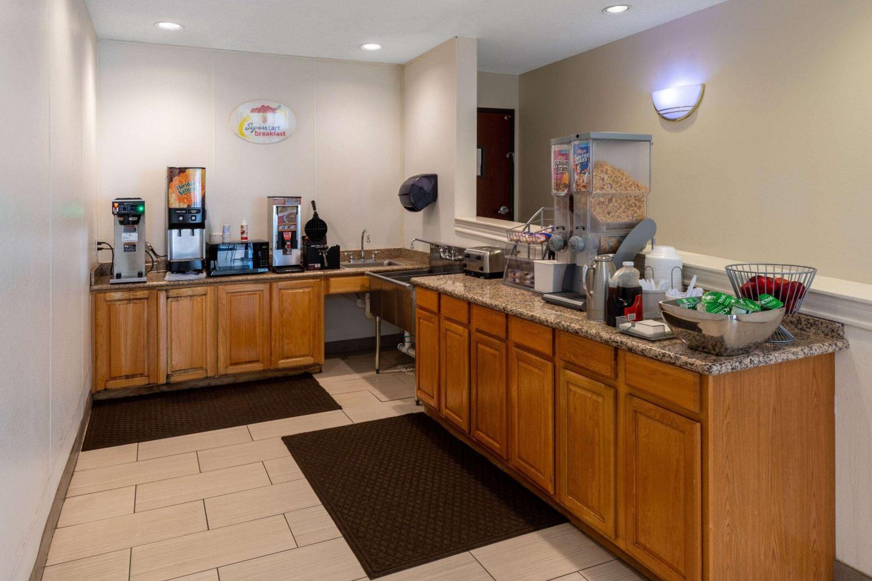 Super 8 by Wyndham Garland Rowlett East Dallas Area - Property Image 10