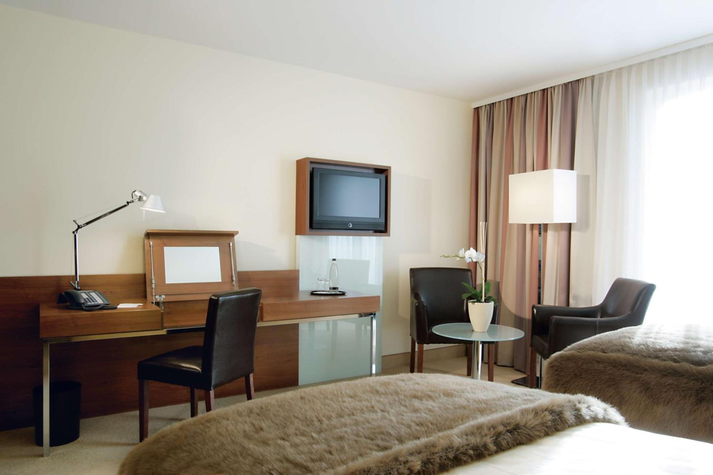 Hamburg Vacations - Lindner Hotel Hamburg am Michel, part of JdV by Hyatt - Property Image 42