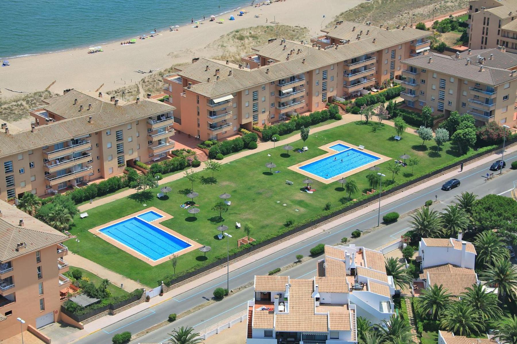Apartamento 3H primera linea de mar y piscina GM 2 424