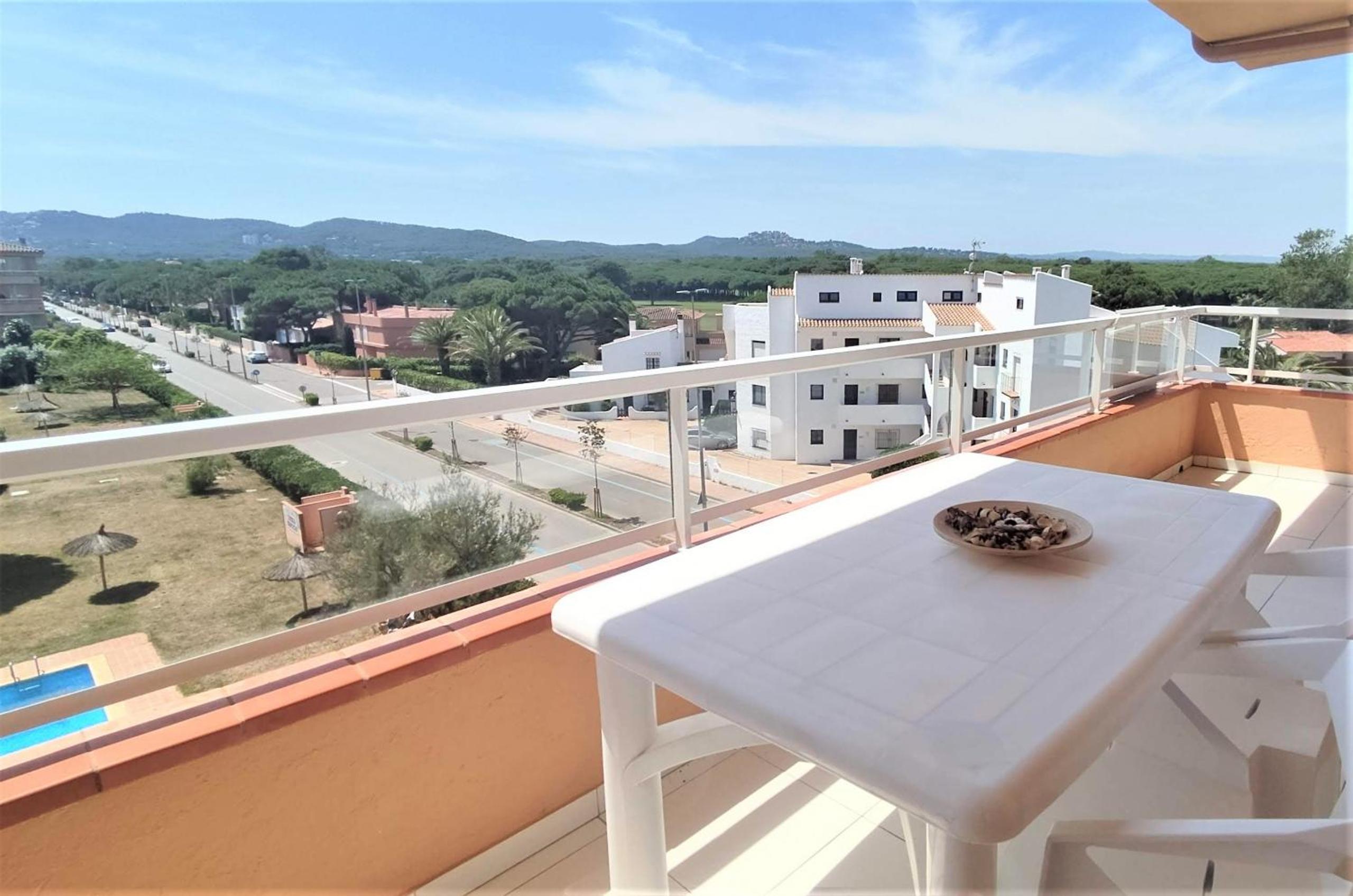 Apartamento 3H primera linea de mar y piscina GM 2 424 view 4