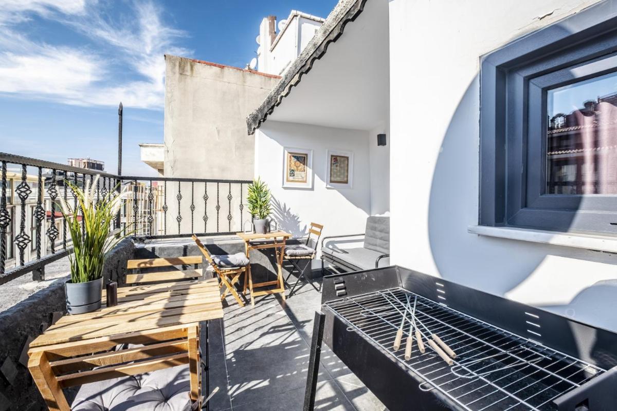 balcony