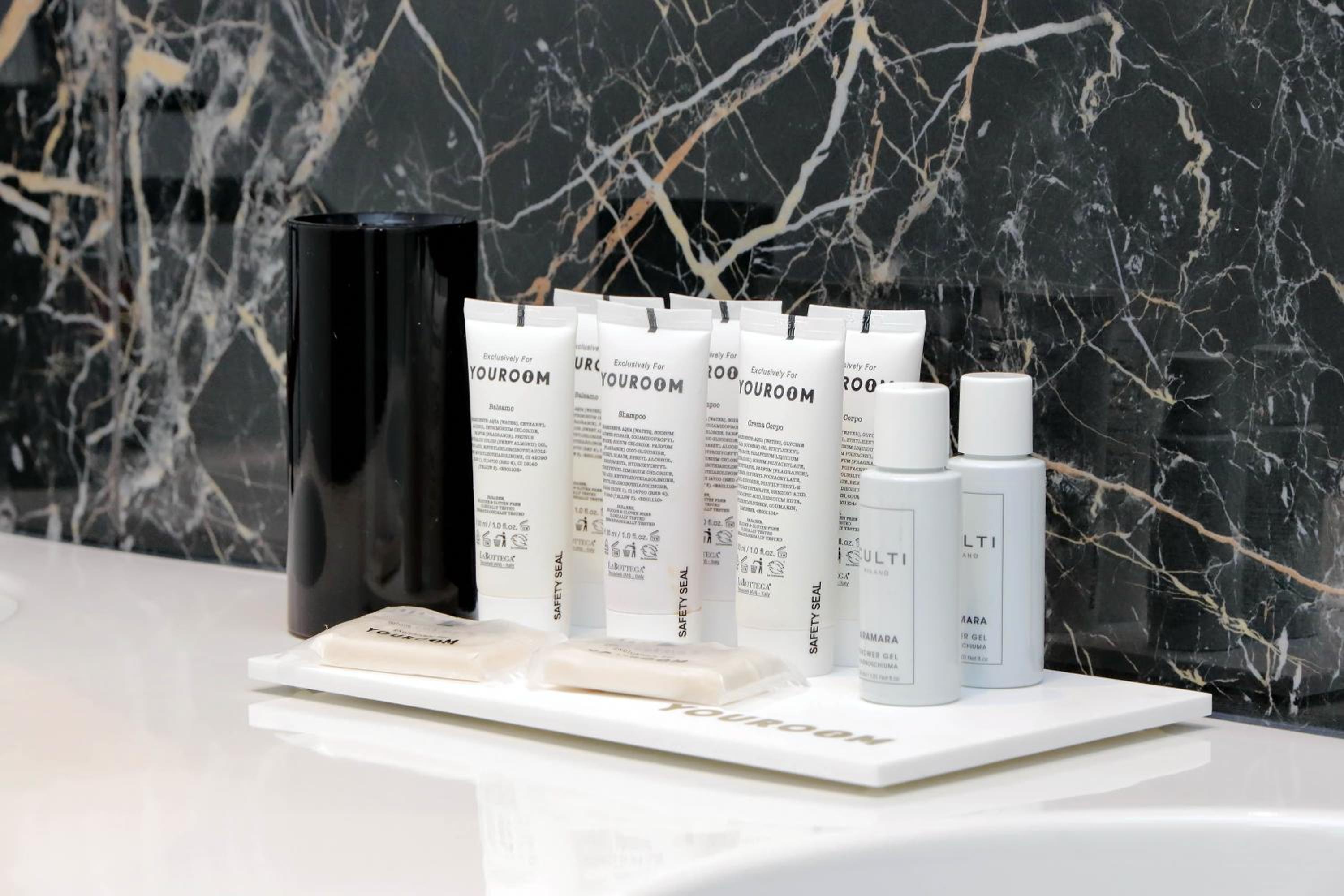 Youroom Quattro Fontane - Rooms