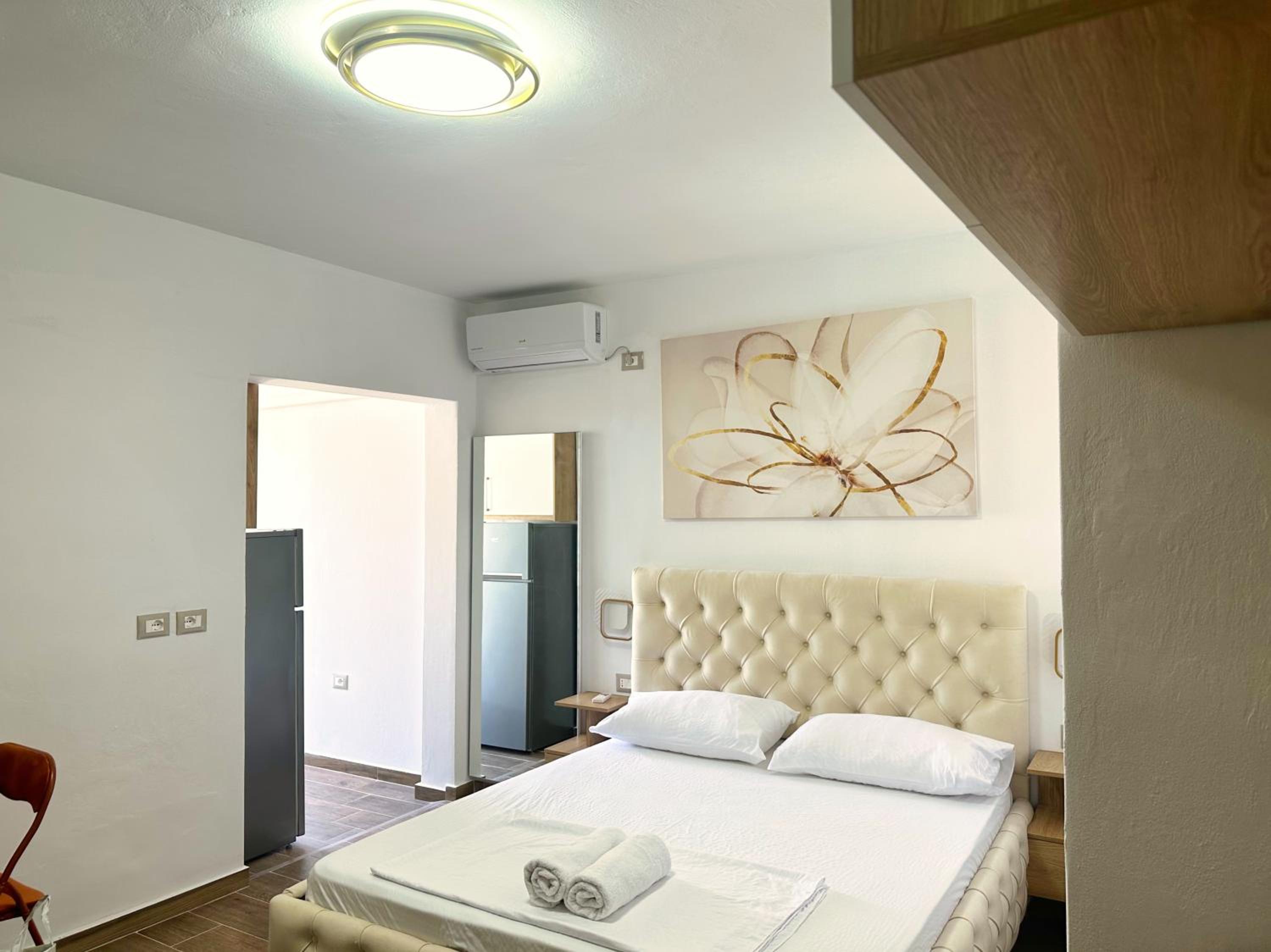 K&T Boulevard Studio Saranda
