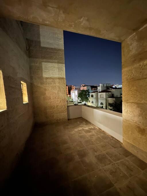abdoun rooftop 2bedroom kh&sh 02