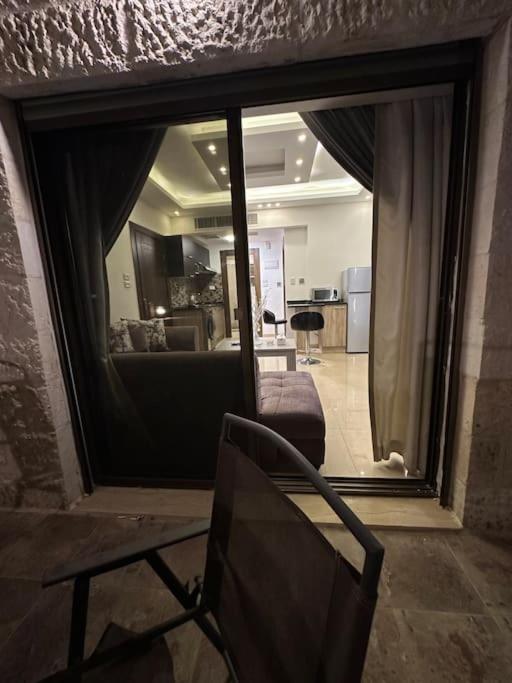 abdoun rooftop 2bedroom kh&sh 02