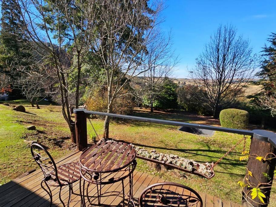 Stone Cottage view 3