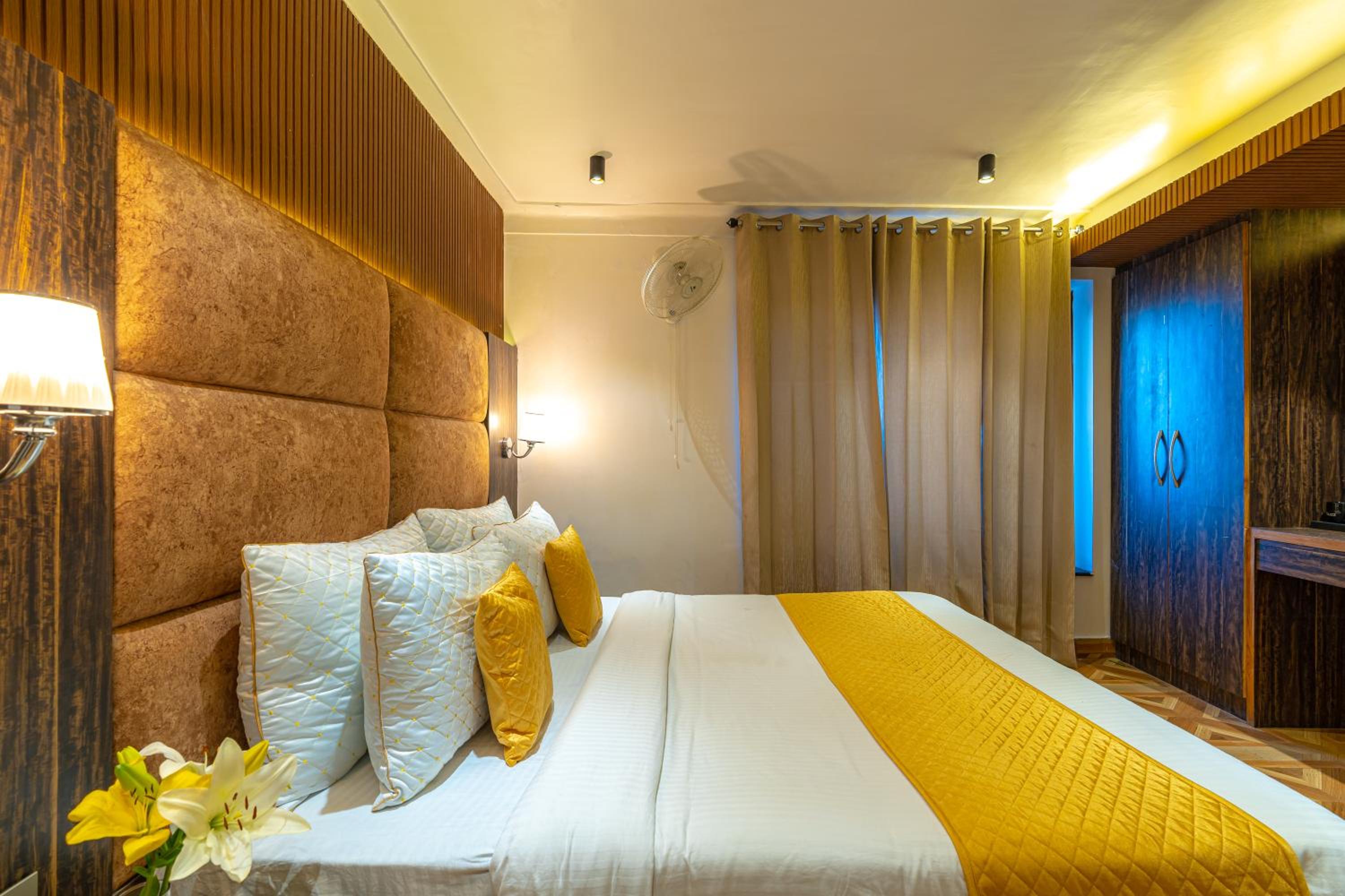 hotel room