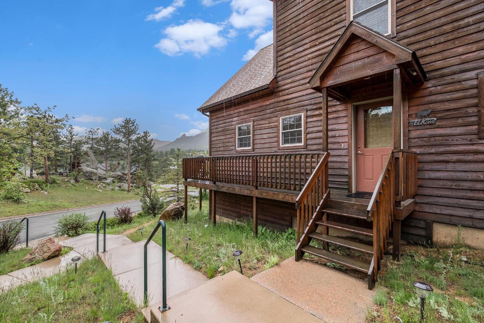 Solitude Eagle #2 - Estes Park condo view 4