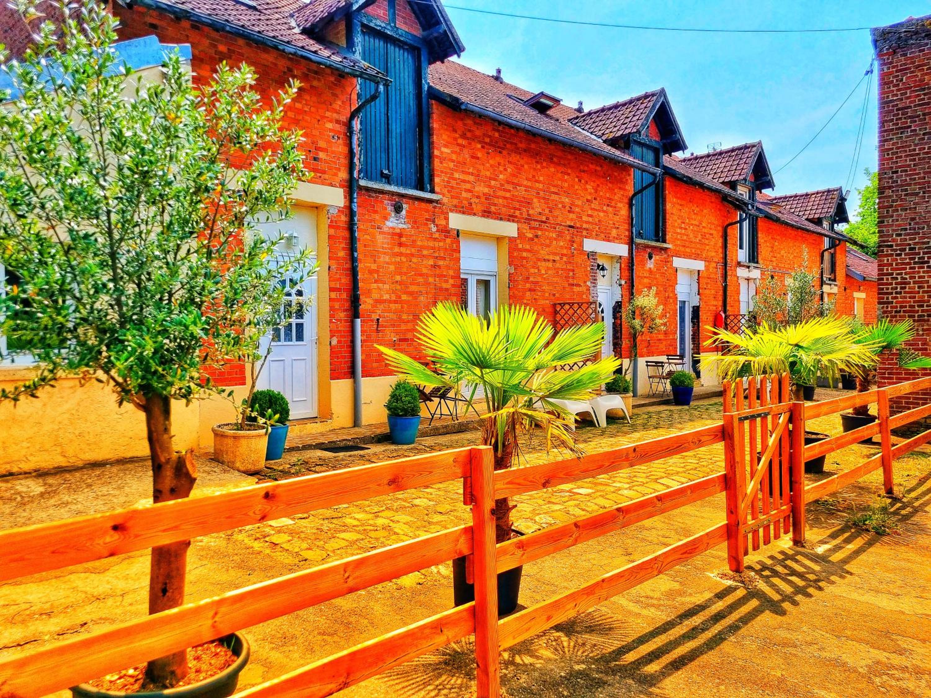 Stableyard cottages
