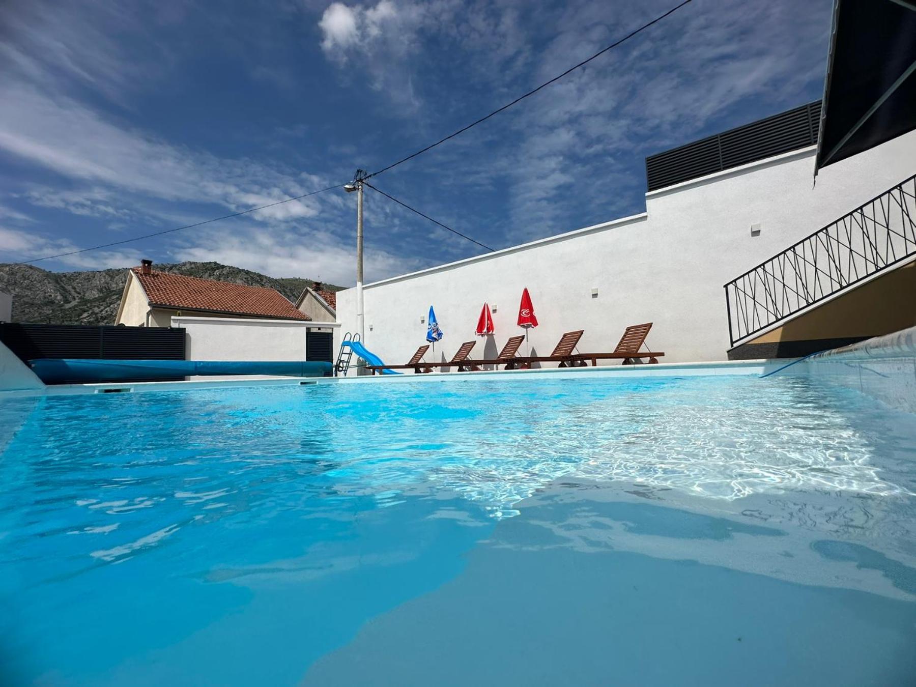 Villa UpTown