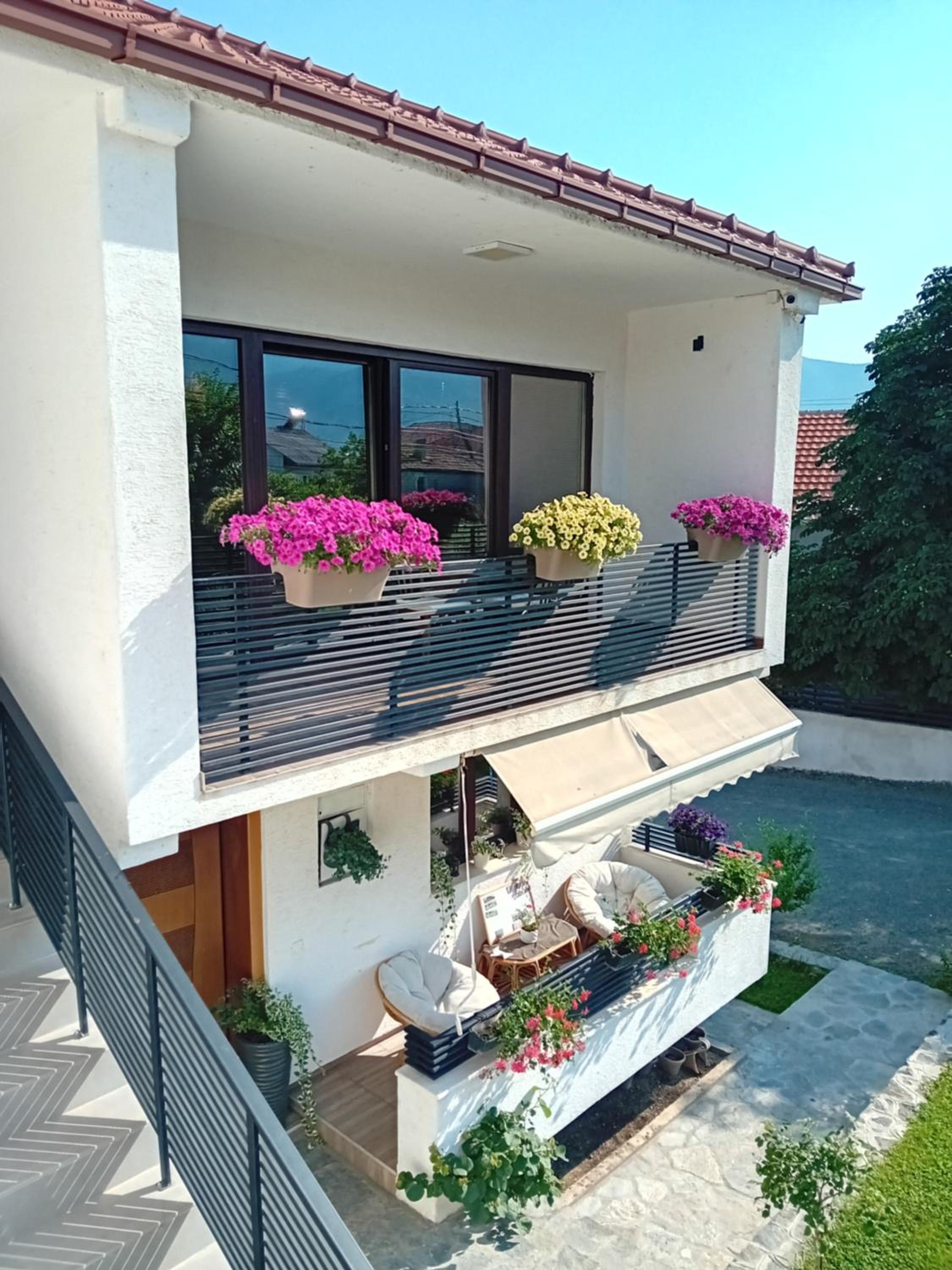 Belov Rooms and Apartments, photo 13